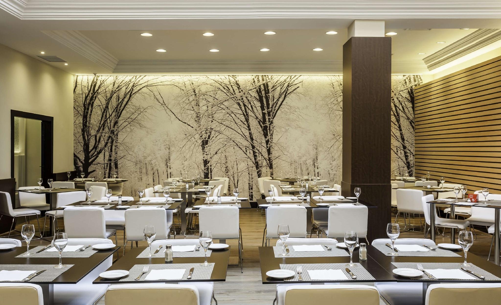 Foto de Ilunion Suites Madrid 