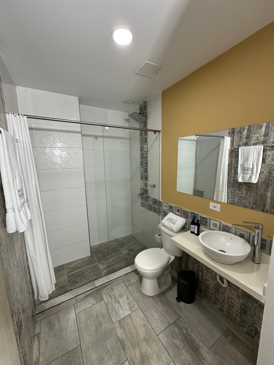 Foto de Hotel Rosales Gold