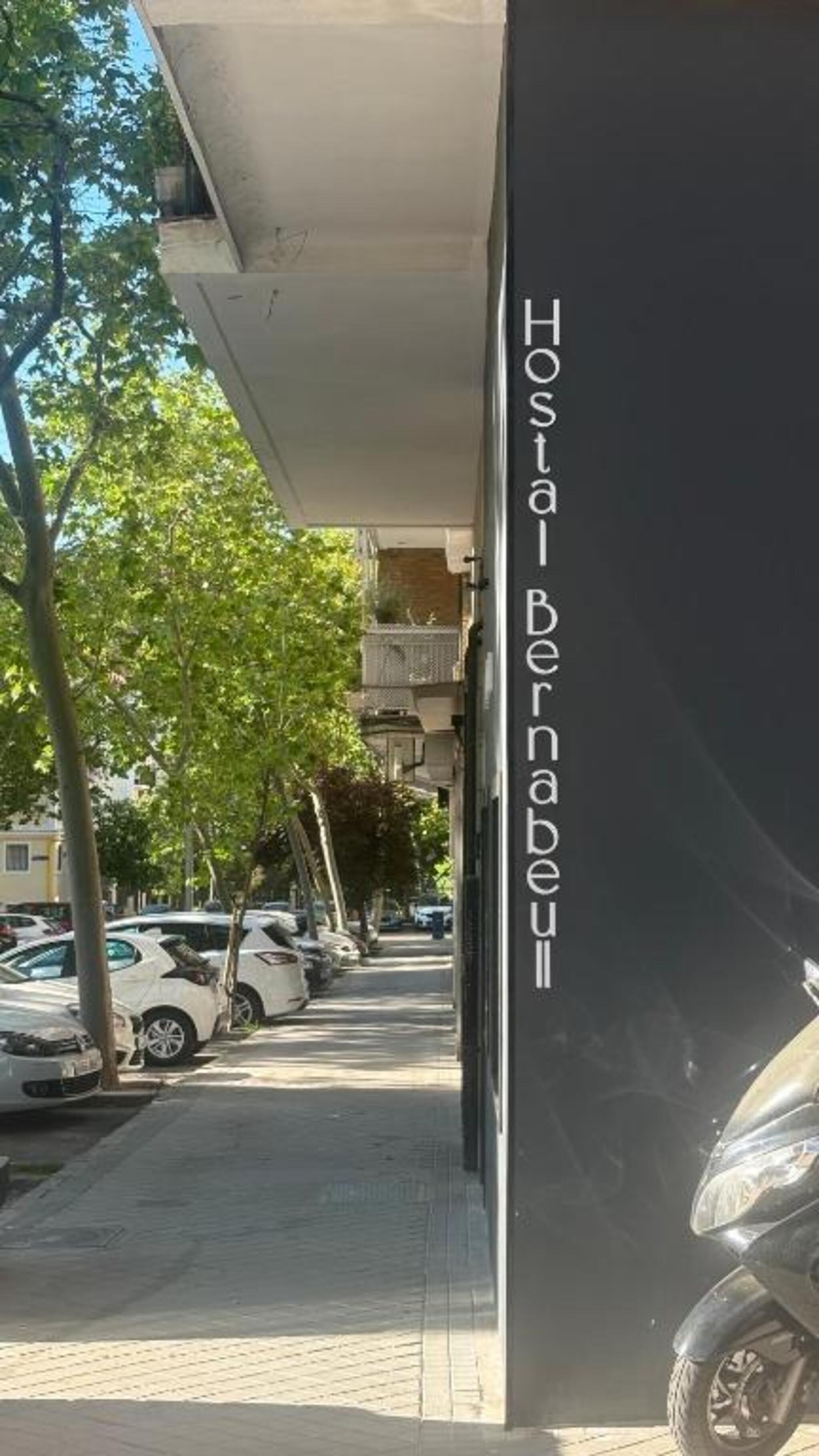 Foto de Hostal Bernabeu 2