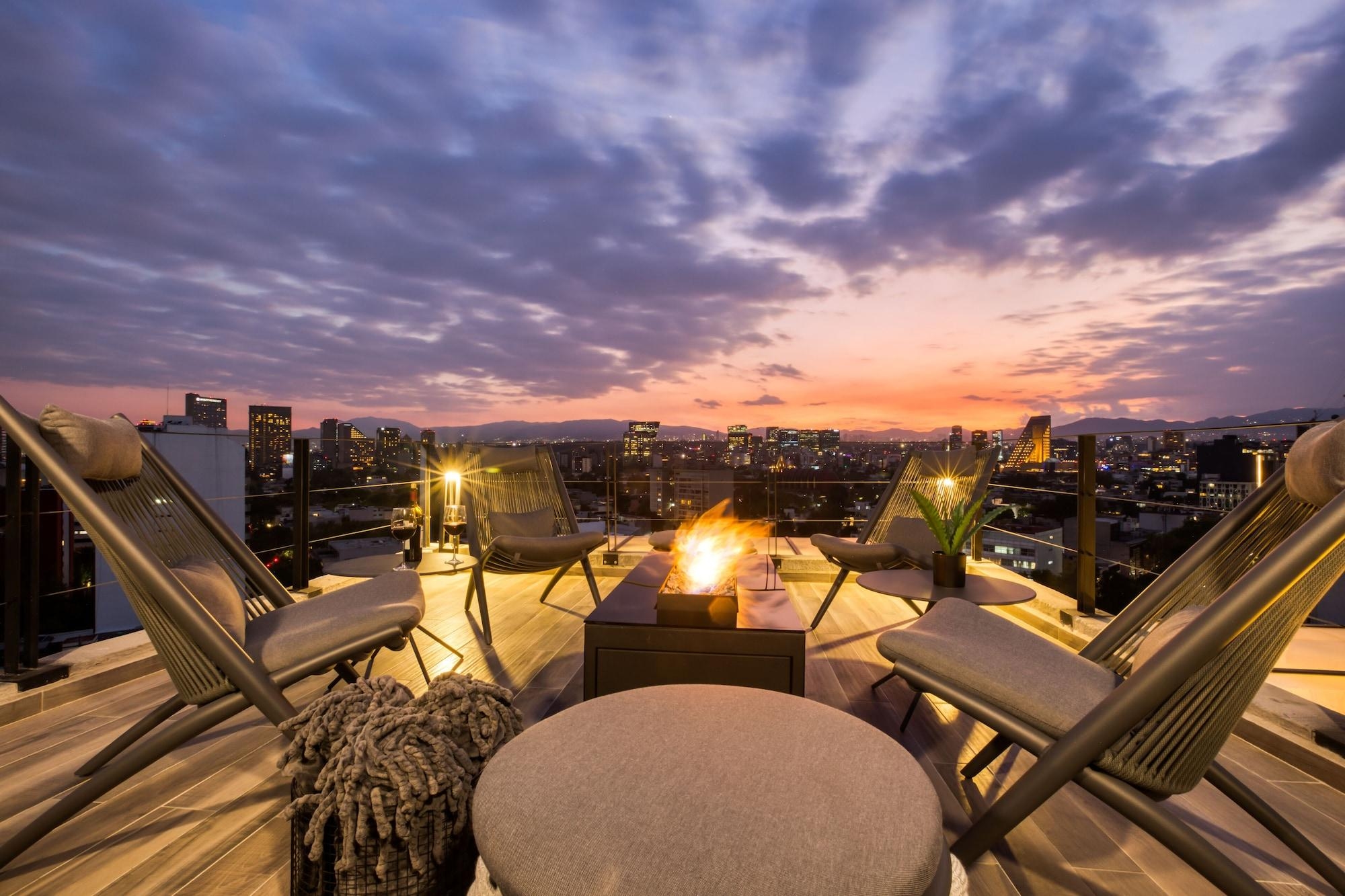 Uliv Apartments Polanco