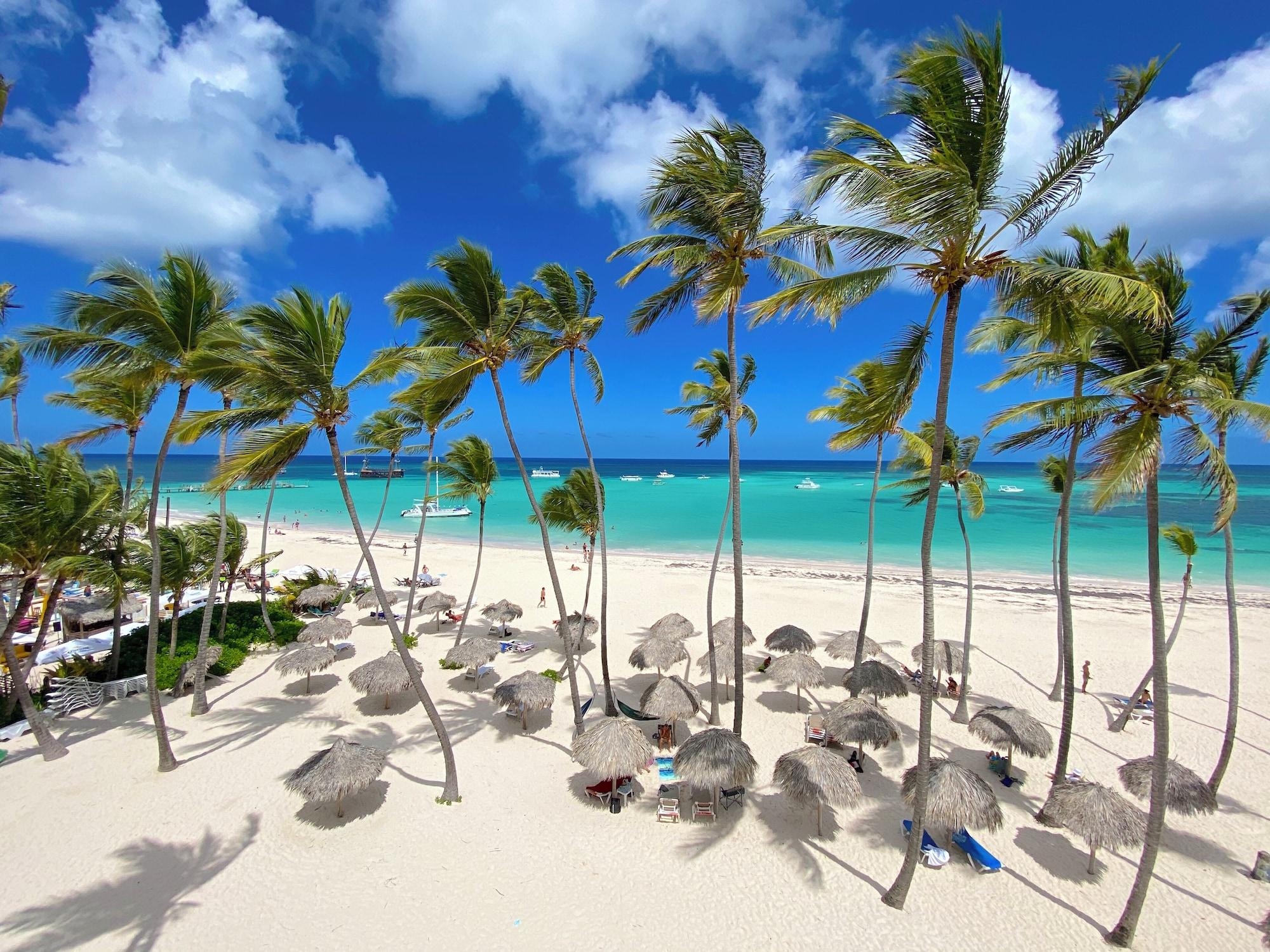 Caribbean Ocean Breeze Beach Hotel