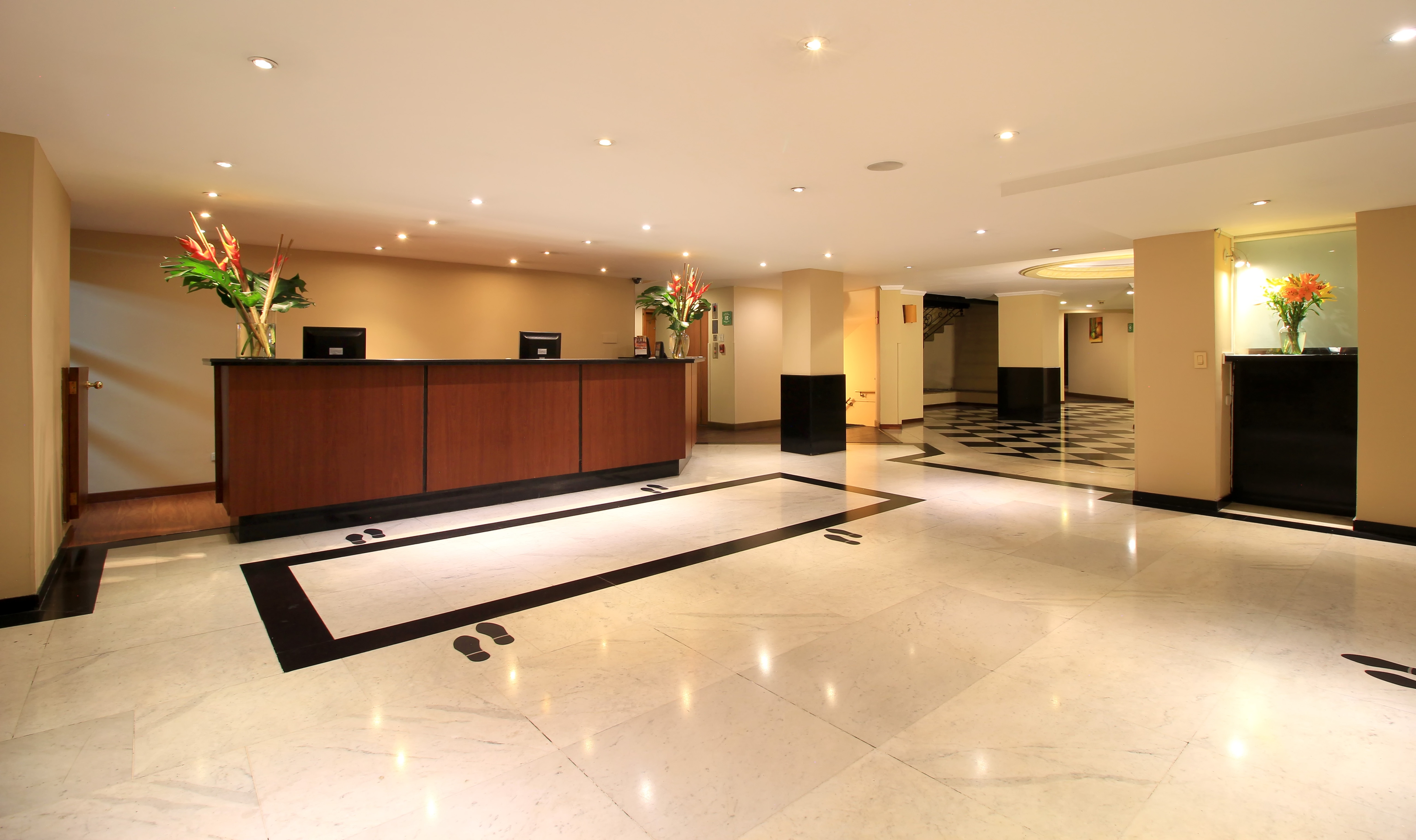 Foto de Windsor House INN BY GEH SUITES