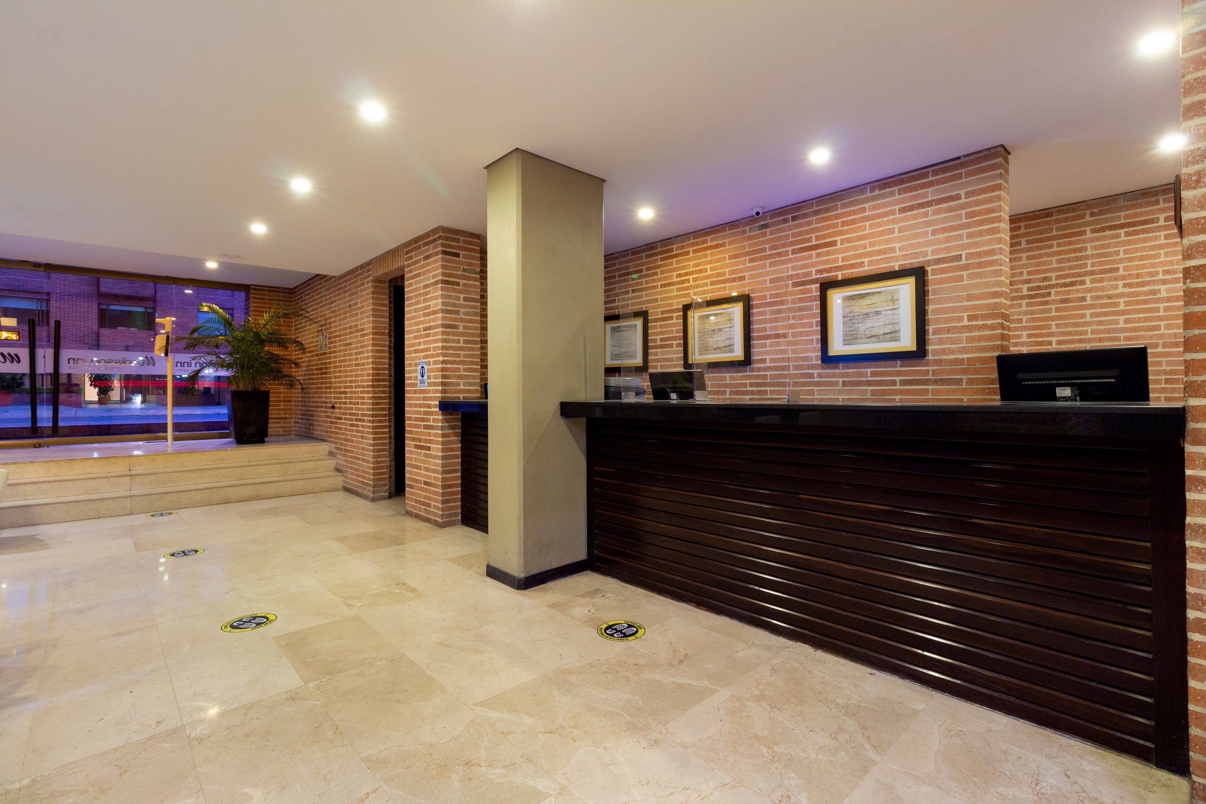 Foto de Hotel Madisson Inn Luxury By Geh Suites