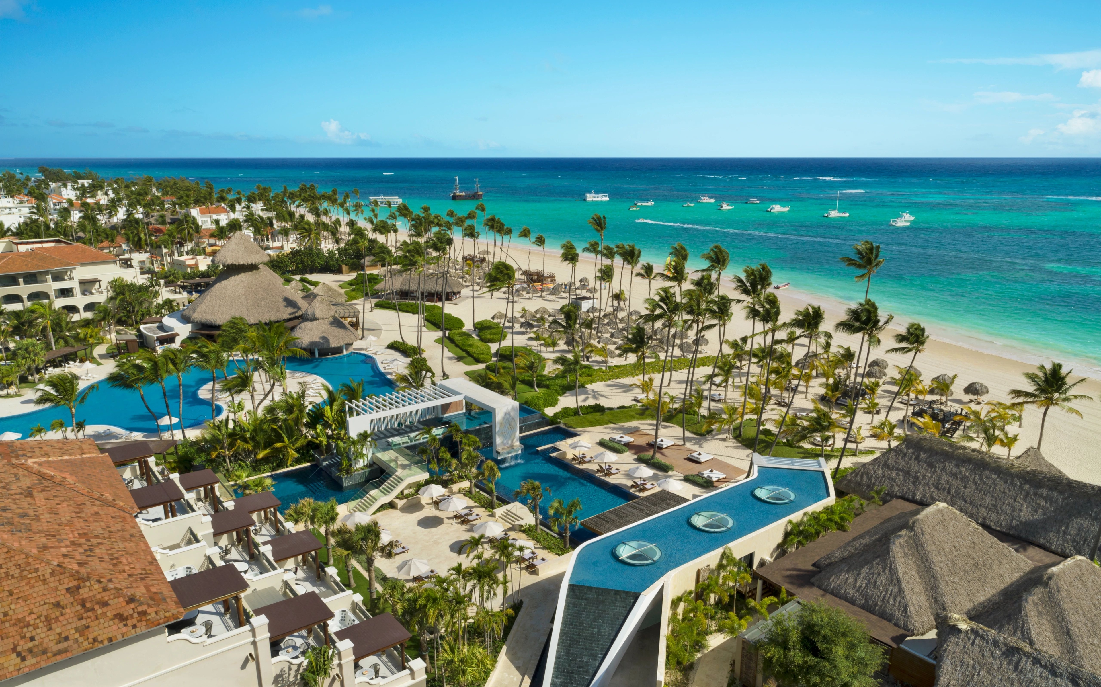 Foto de Secrets Royal Beach