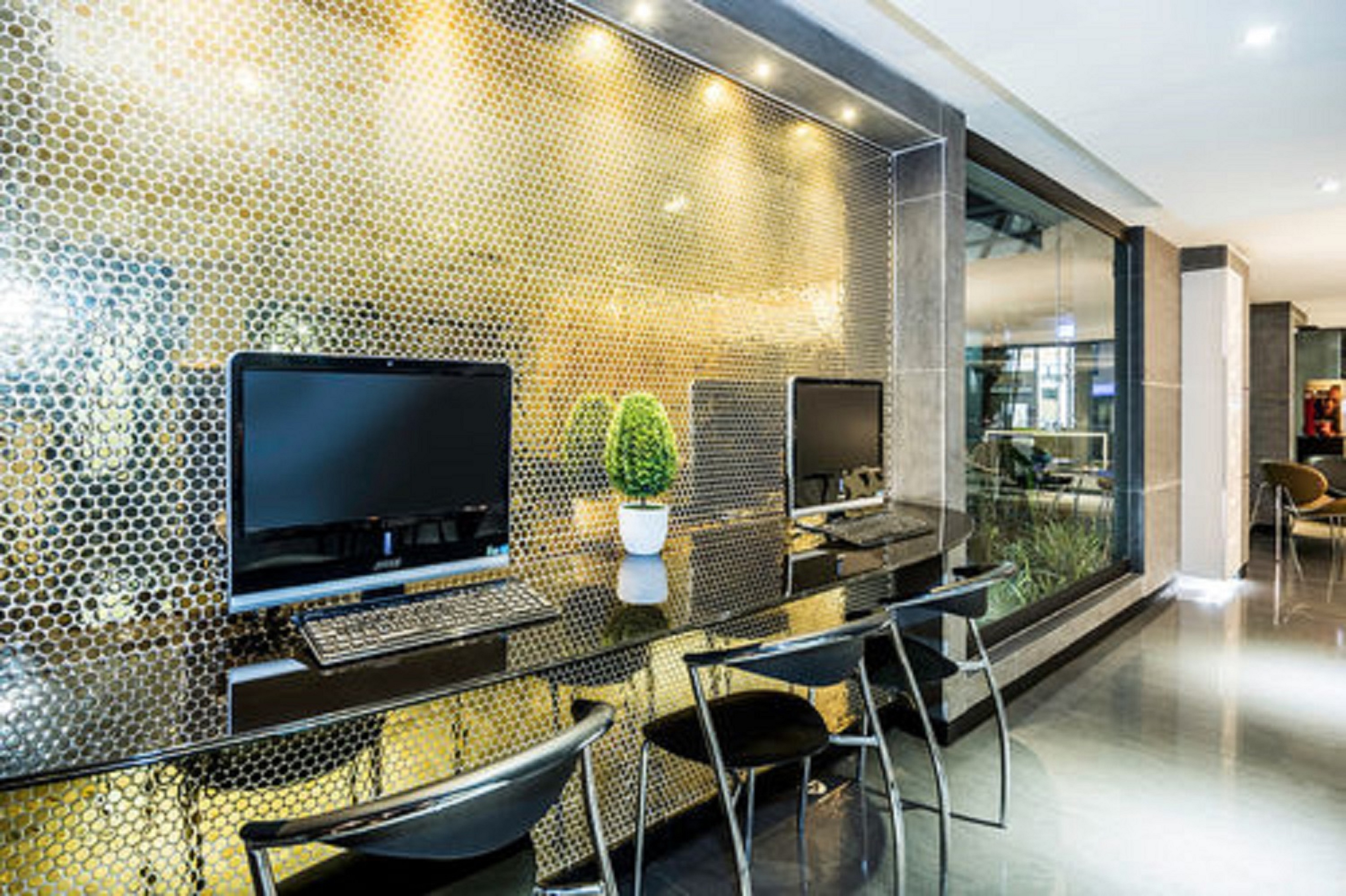Foto de Lloyds Apartsuites Parque 93