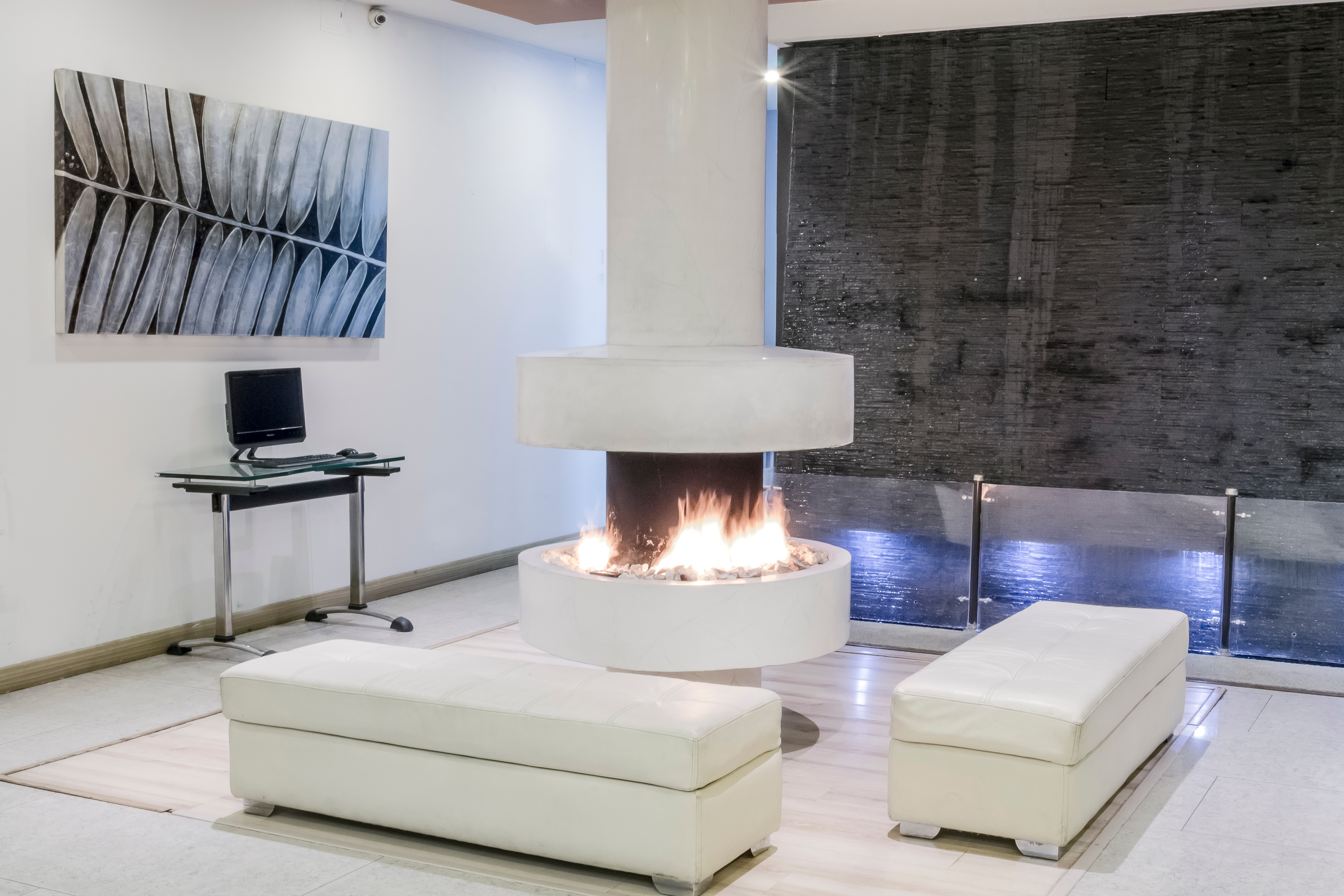 Foto de Apartamentos Regency La Feria