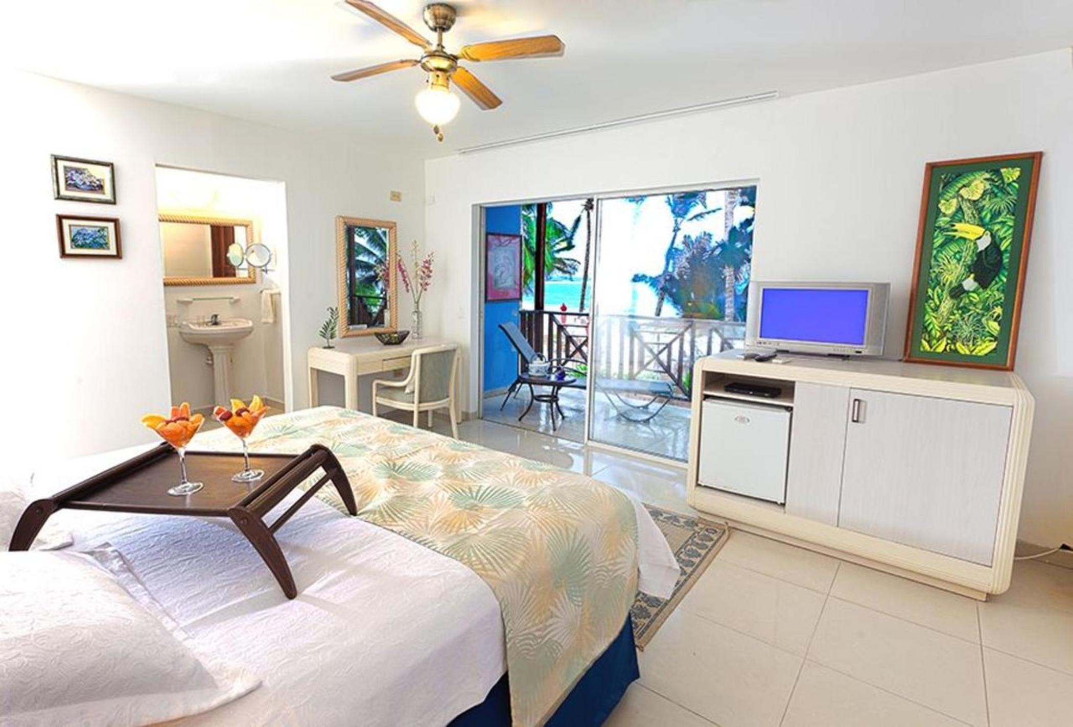 Foto de Cocoplum Beach
