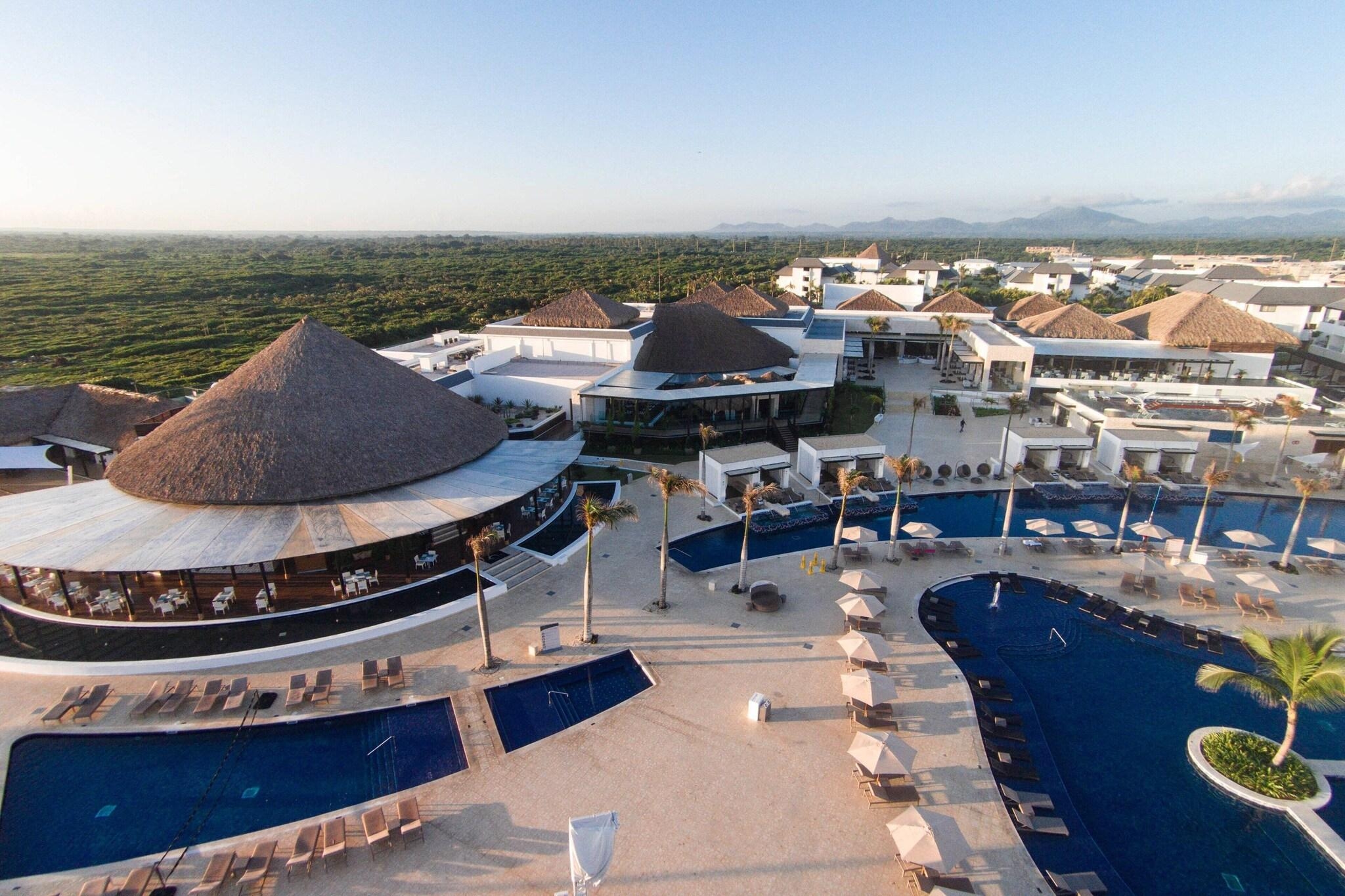 Foto de Royalton CHIC Punta Cana All-Inclusive Adults Only
