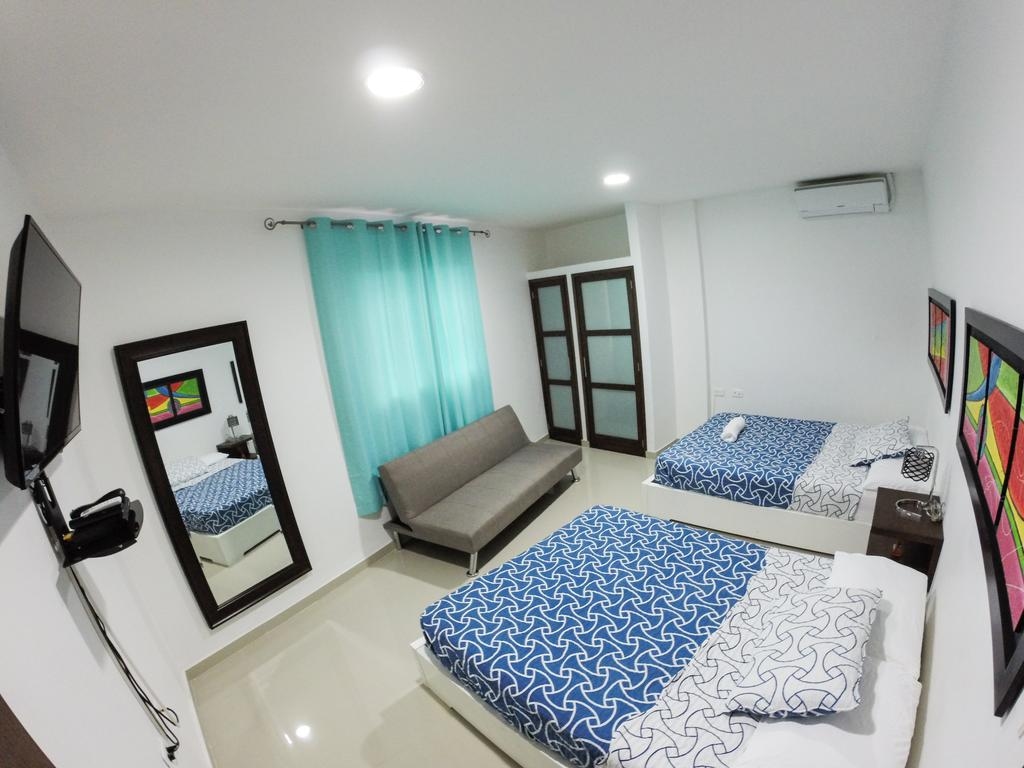Foto de Apartahotel Bahía Tropical 1