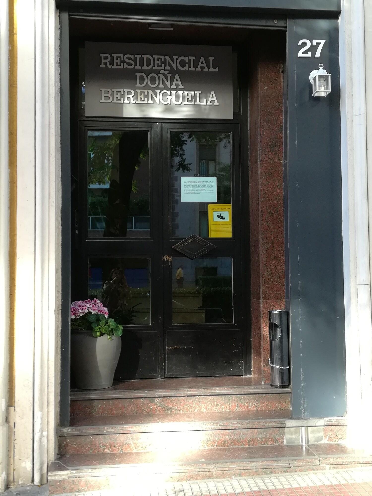 Foto de Oyo Residencial Doña Berenguela