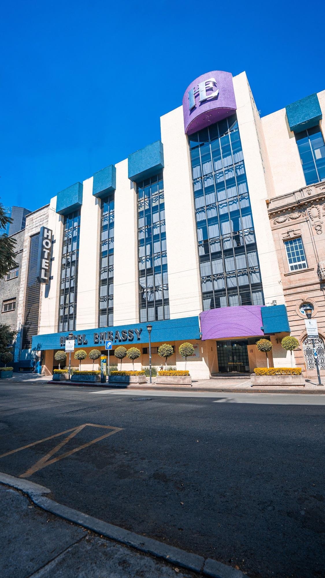 Foto de Hotel Embassy