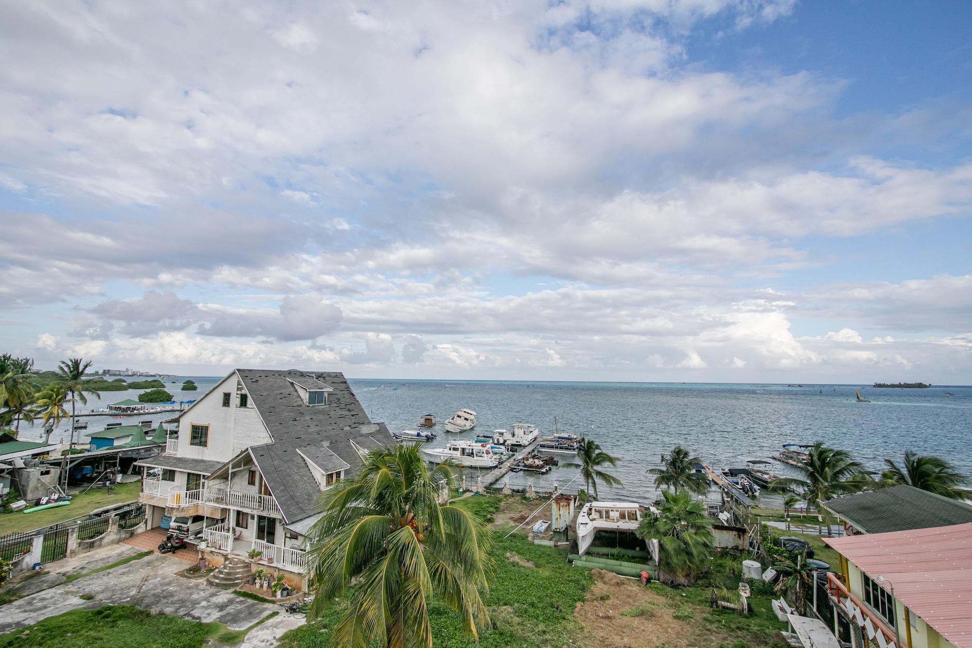 Foto de Caribbean Corals Hotel