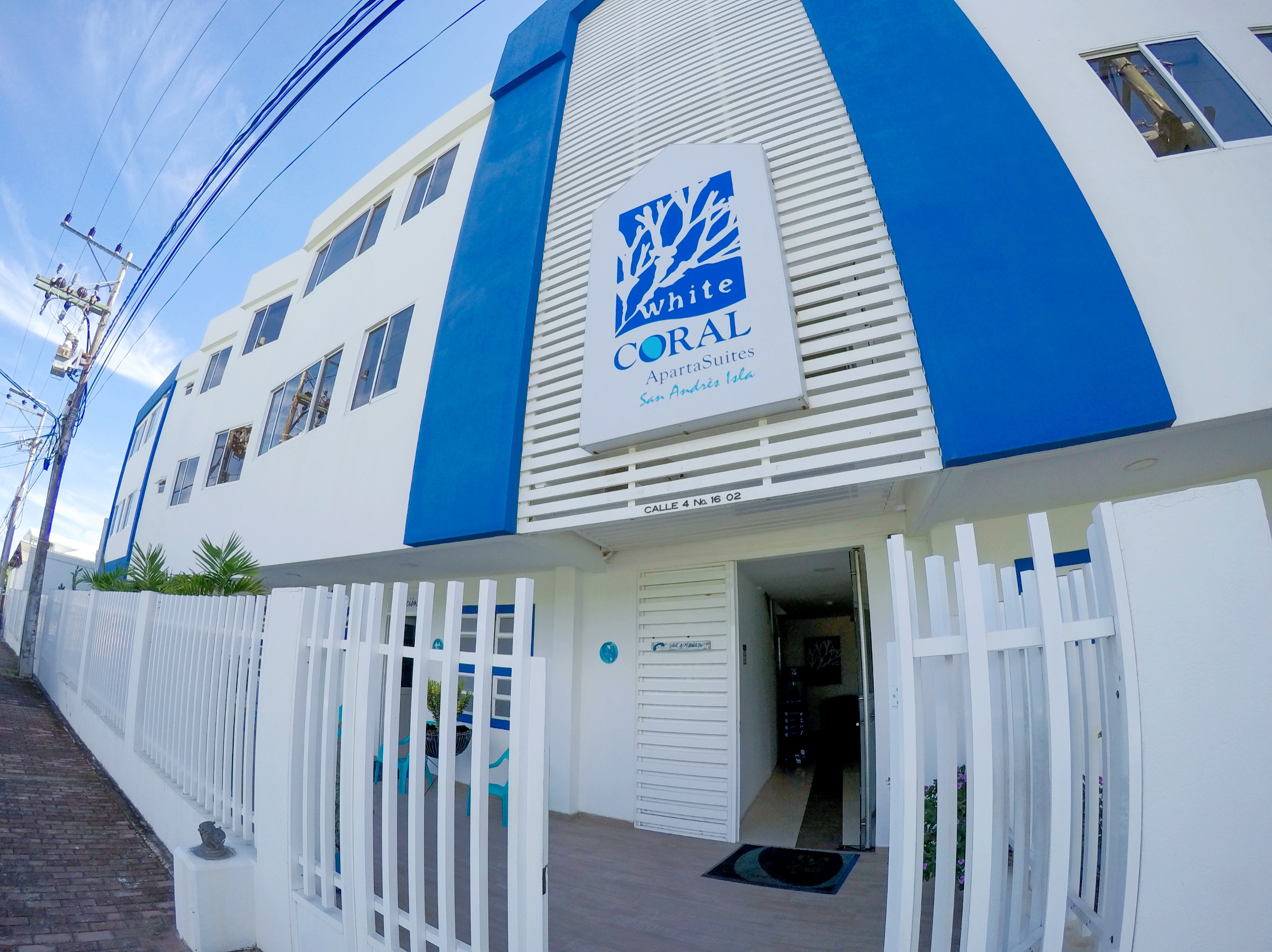 Foto de White Coral Apartasuites