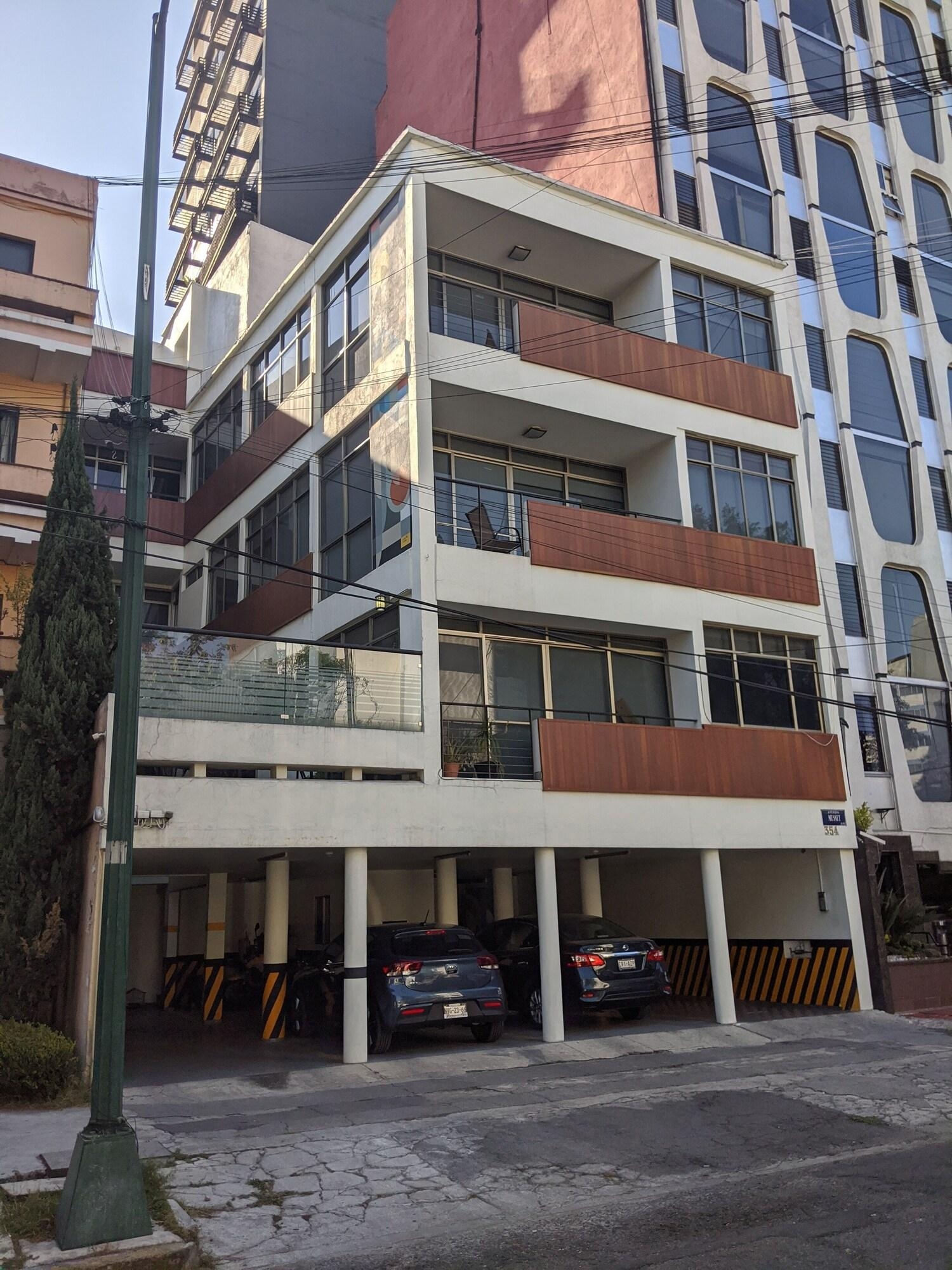 Foto de Grupo Kings Suites Alfredo De Musset