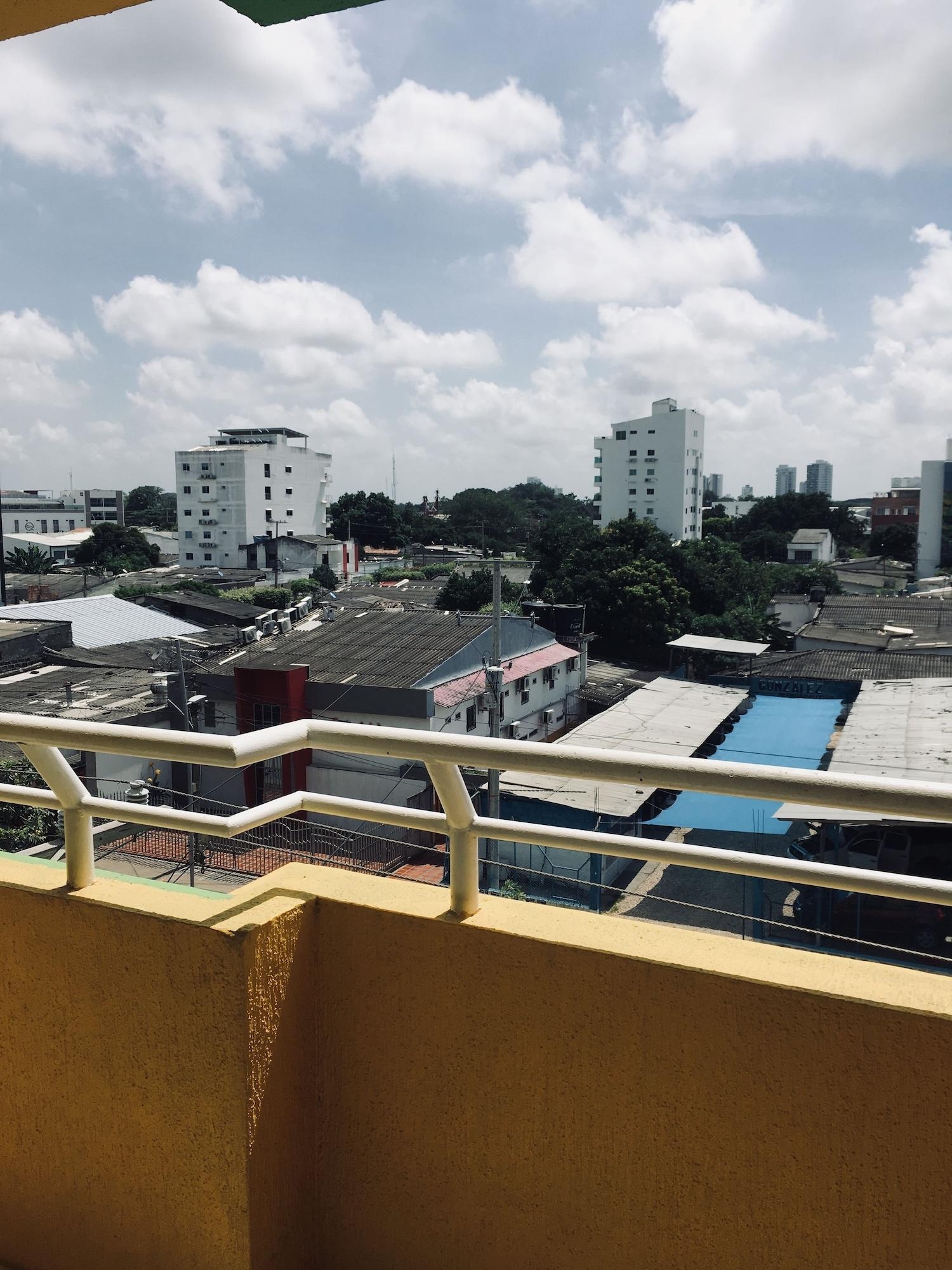 Foto de Hotel Calarca N2
