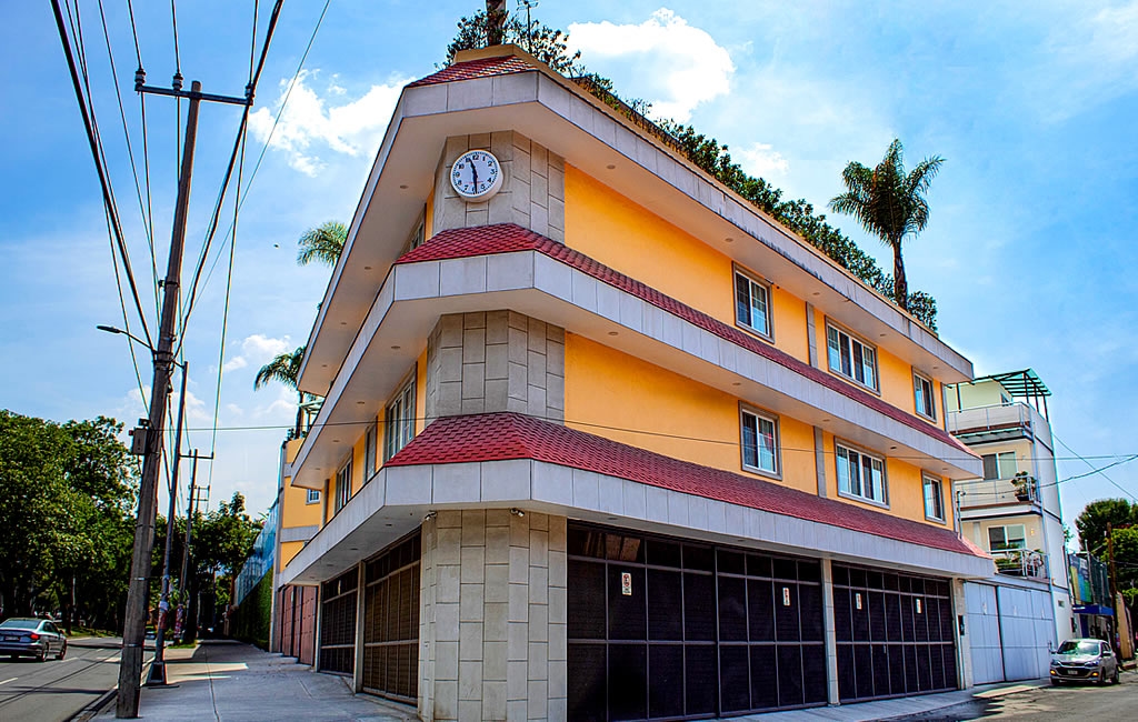 La Casa Del Reloj