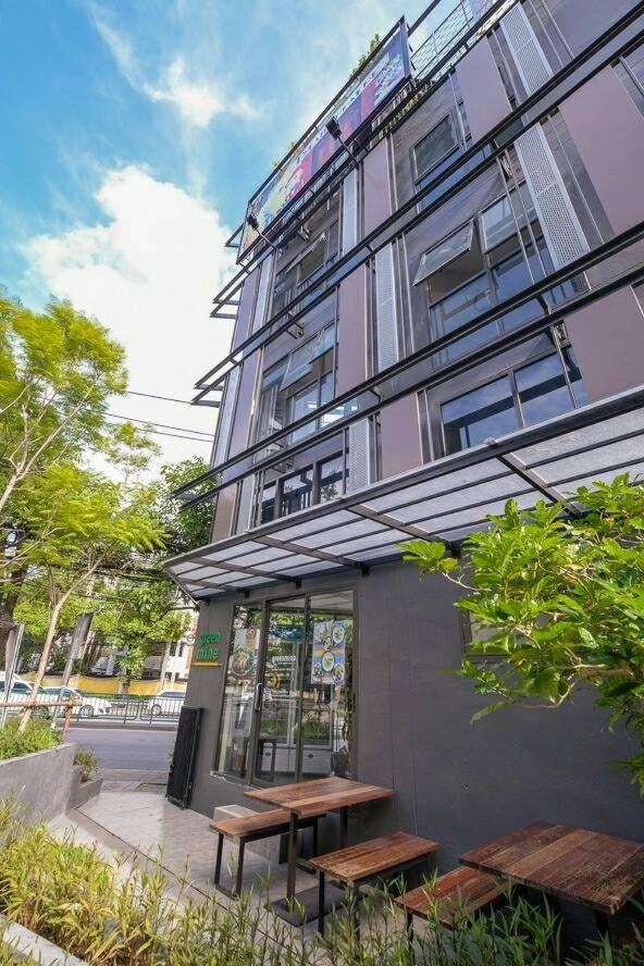 BB House Khlong Tan บีบีเฮ้าส์ คลองตัน