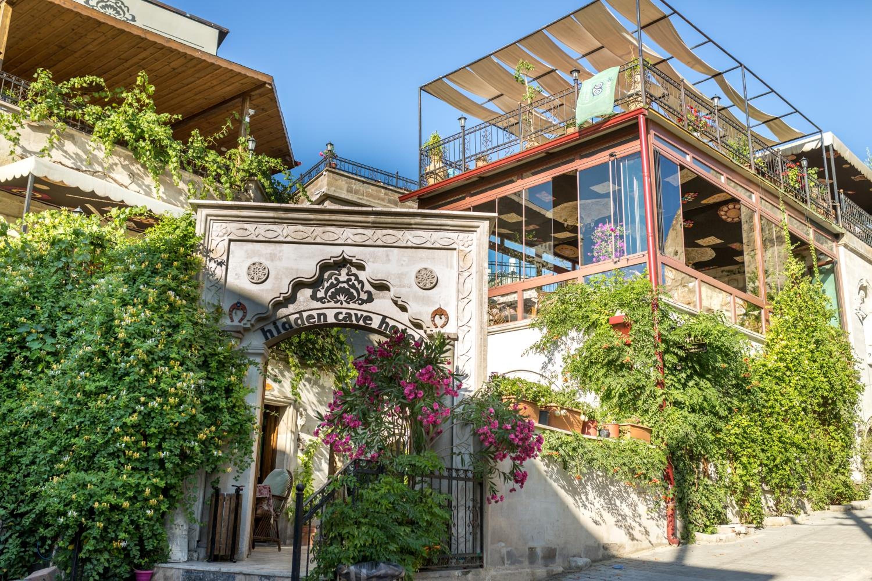 Foto de Hidden Cave Hotel