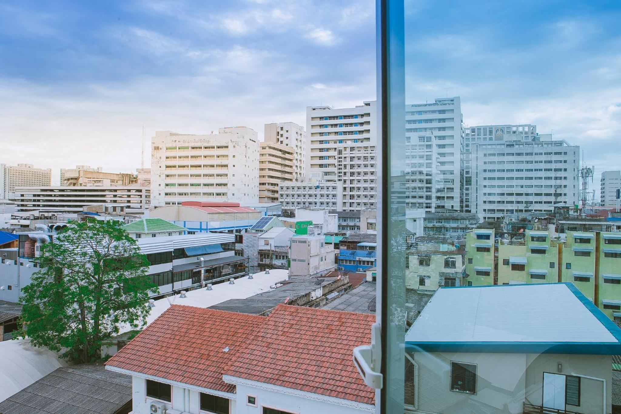 Foto de S.E.T Thanmongkol Residence