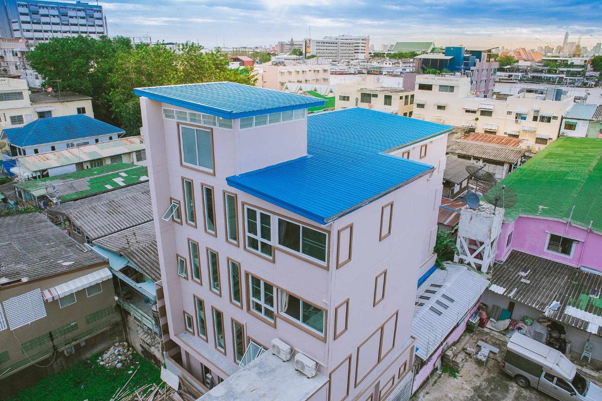 S.E.T Thanmongkol Residence