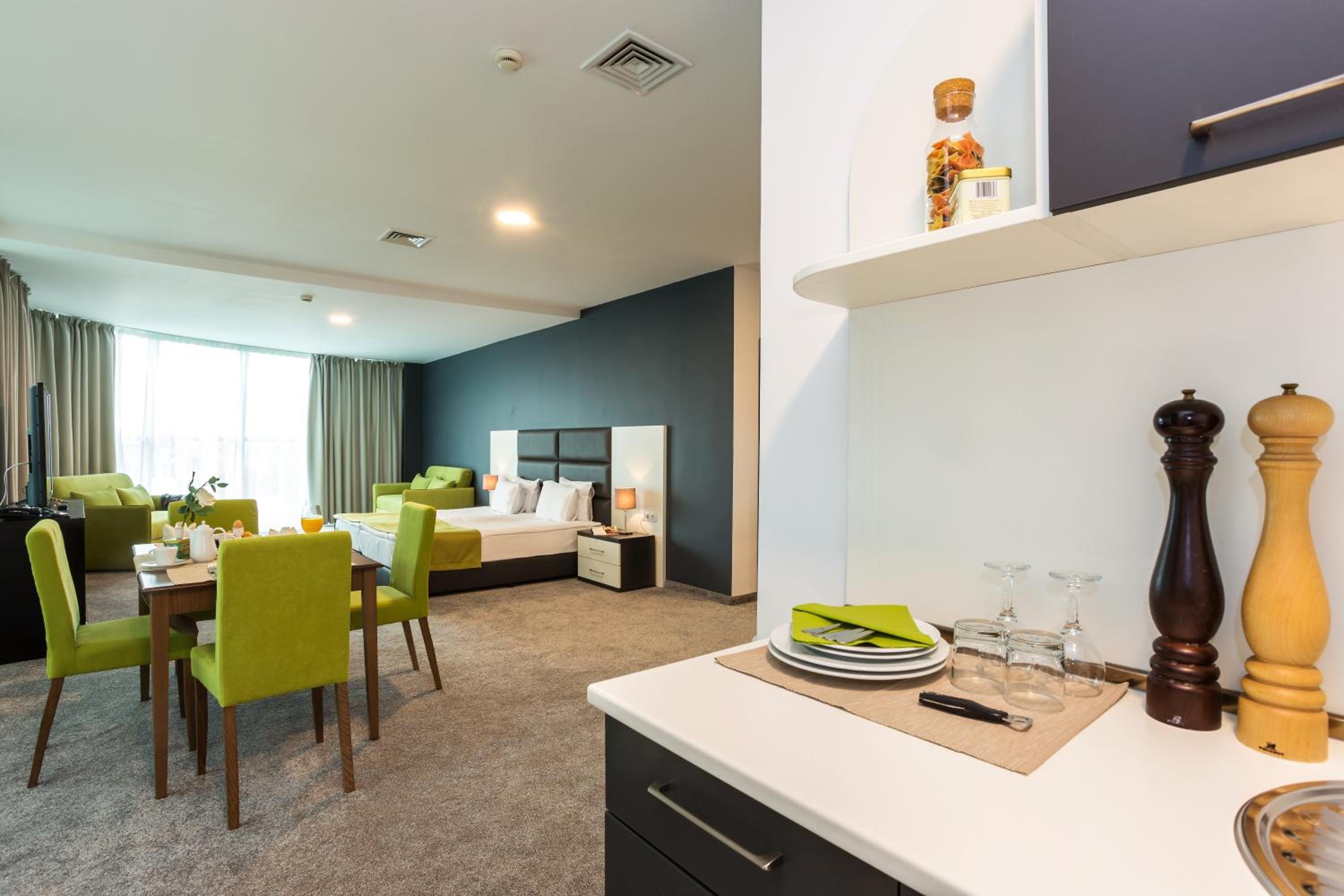 Foto de Earth & People Hotel & SPA - Free Parking & Swimming Pool