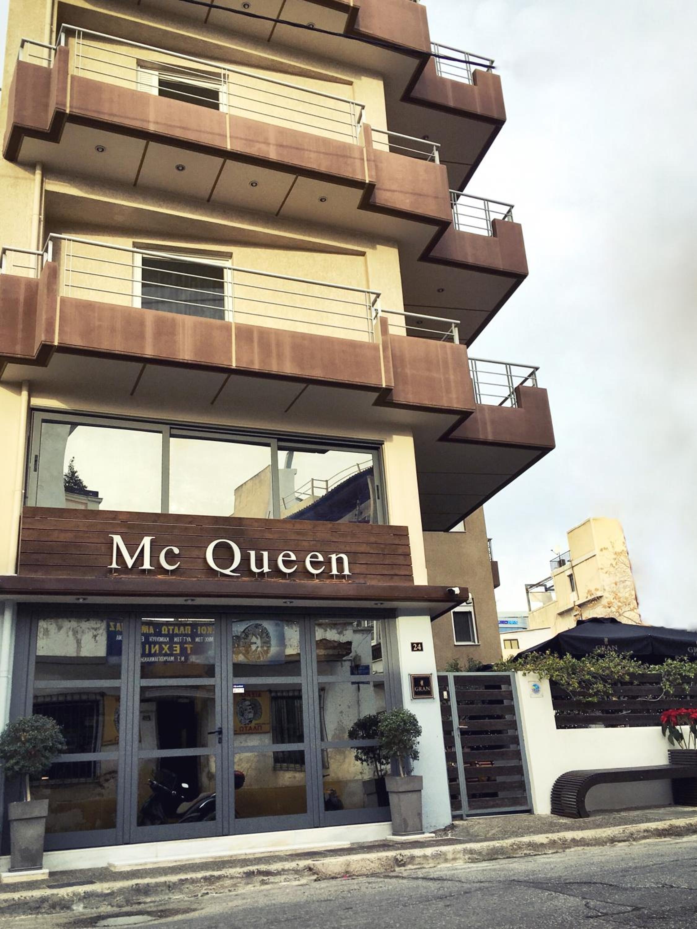 Mc Queen Rooms & Apartments