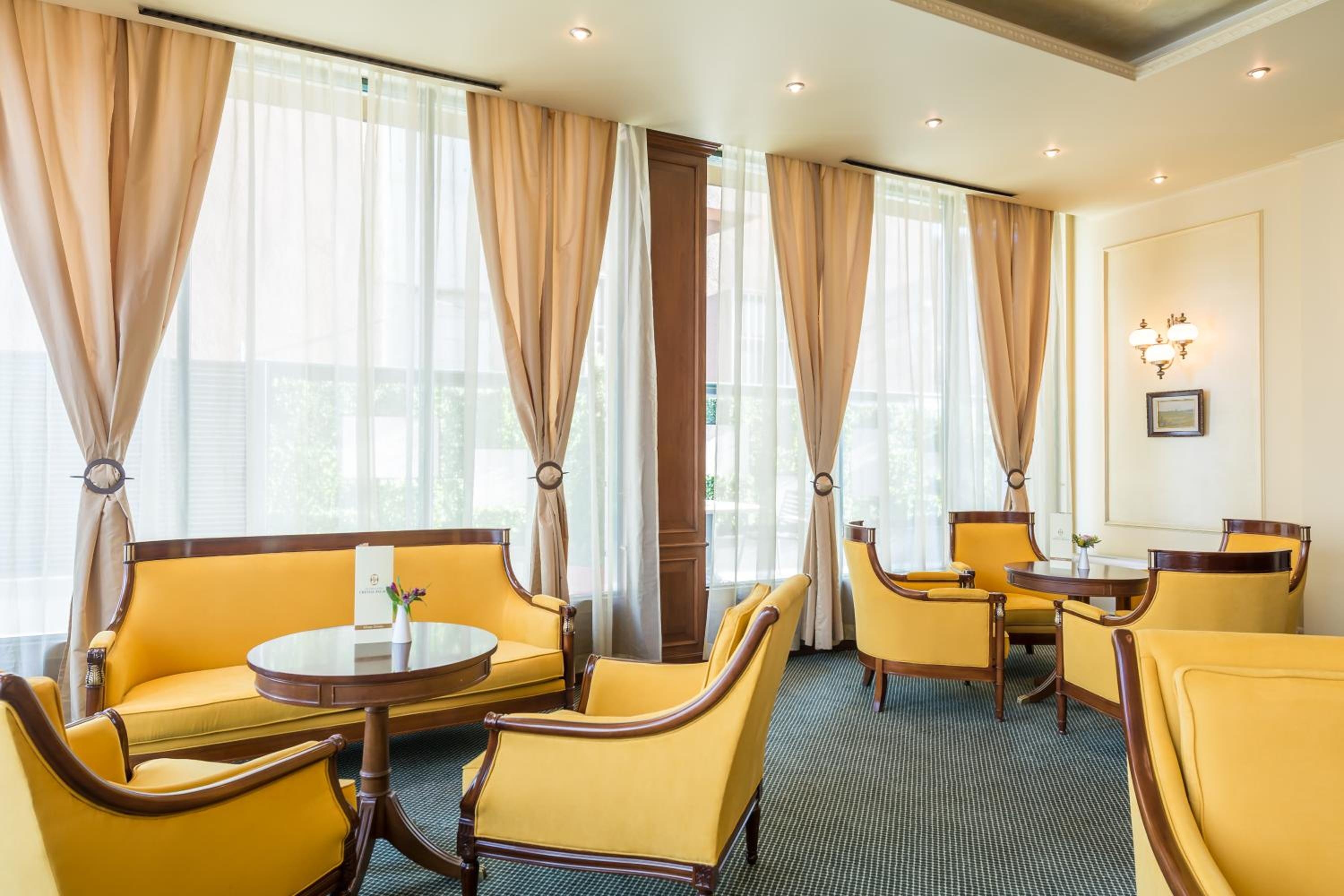 Foto de Crystal Palace Boutique Hotel