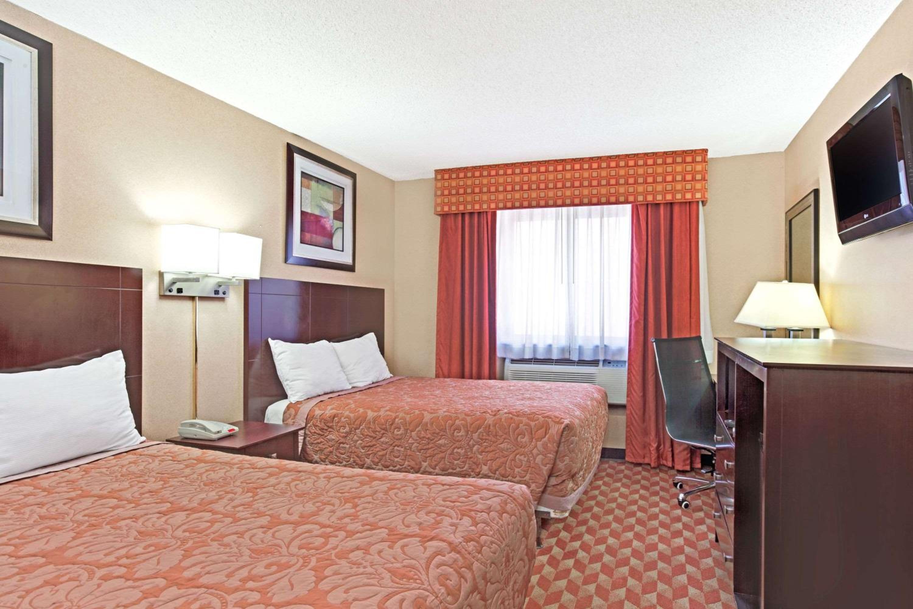 Foto de Super 8 by Wyndham Long Island City LGA Hotel