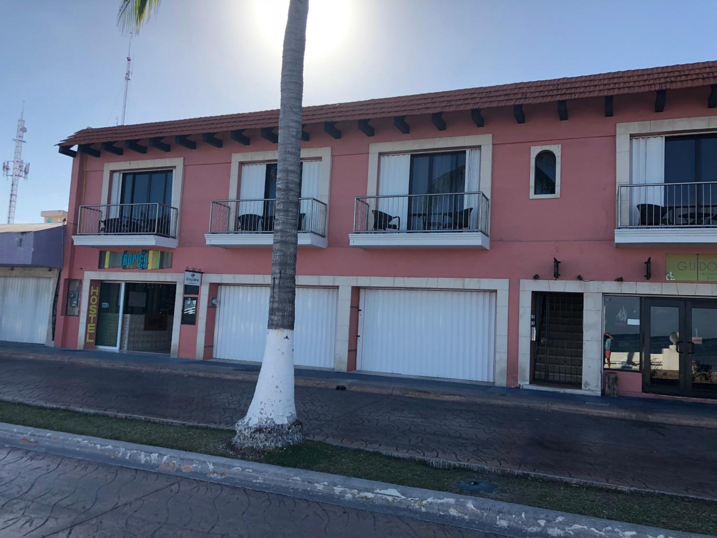 Hostel Frente al Mar Tropico 20º
