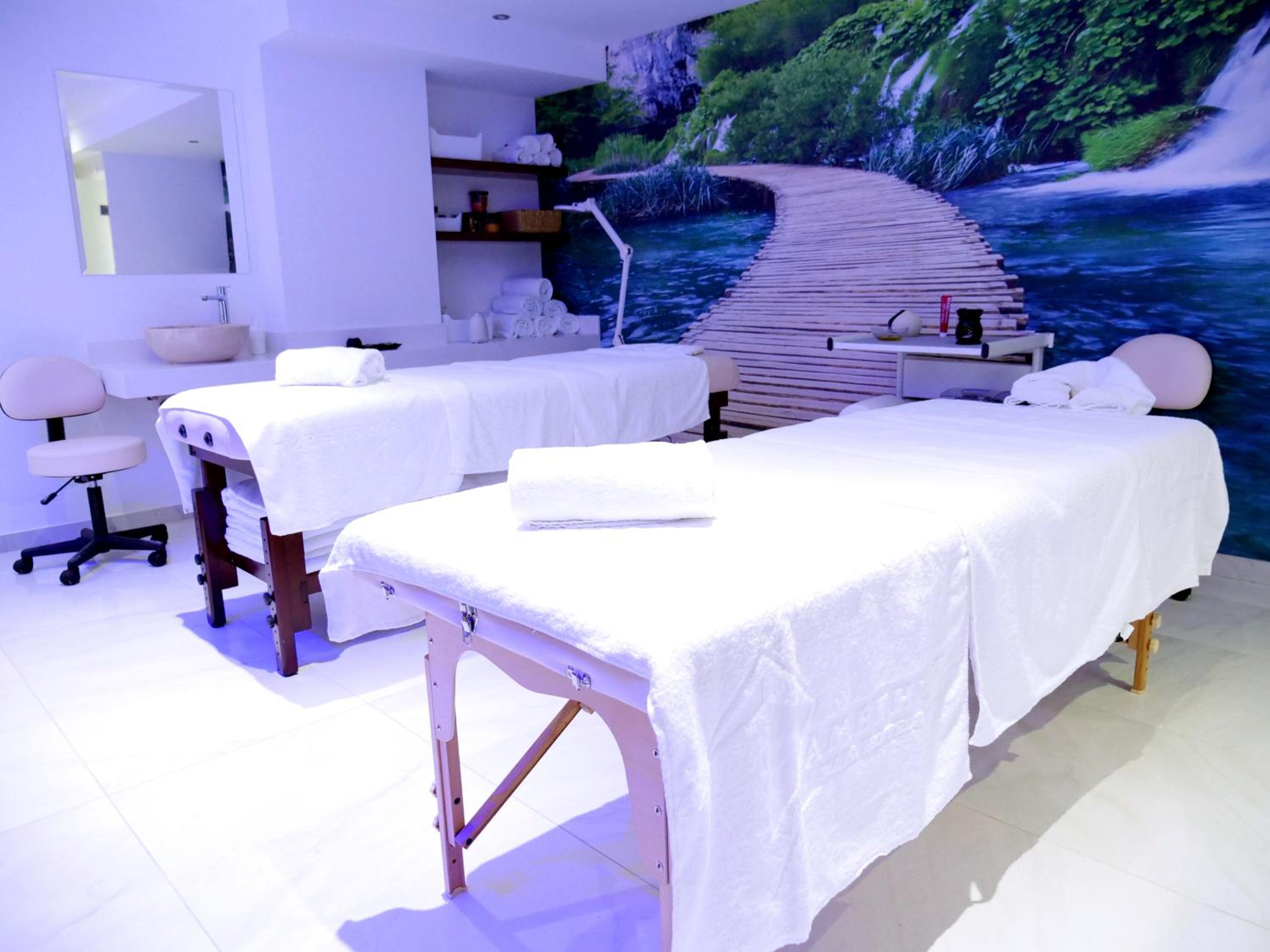 Foto de Amethyst Napa Hotel & Spa