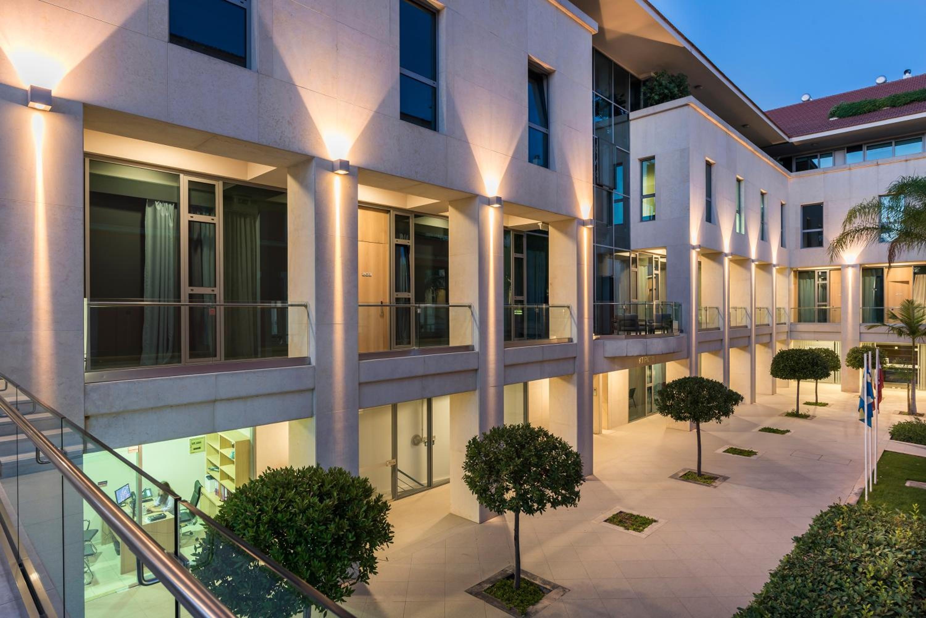 Foto de Trianon Luxury Apartments & Suites