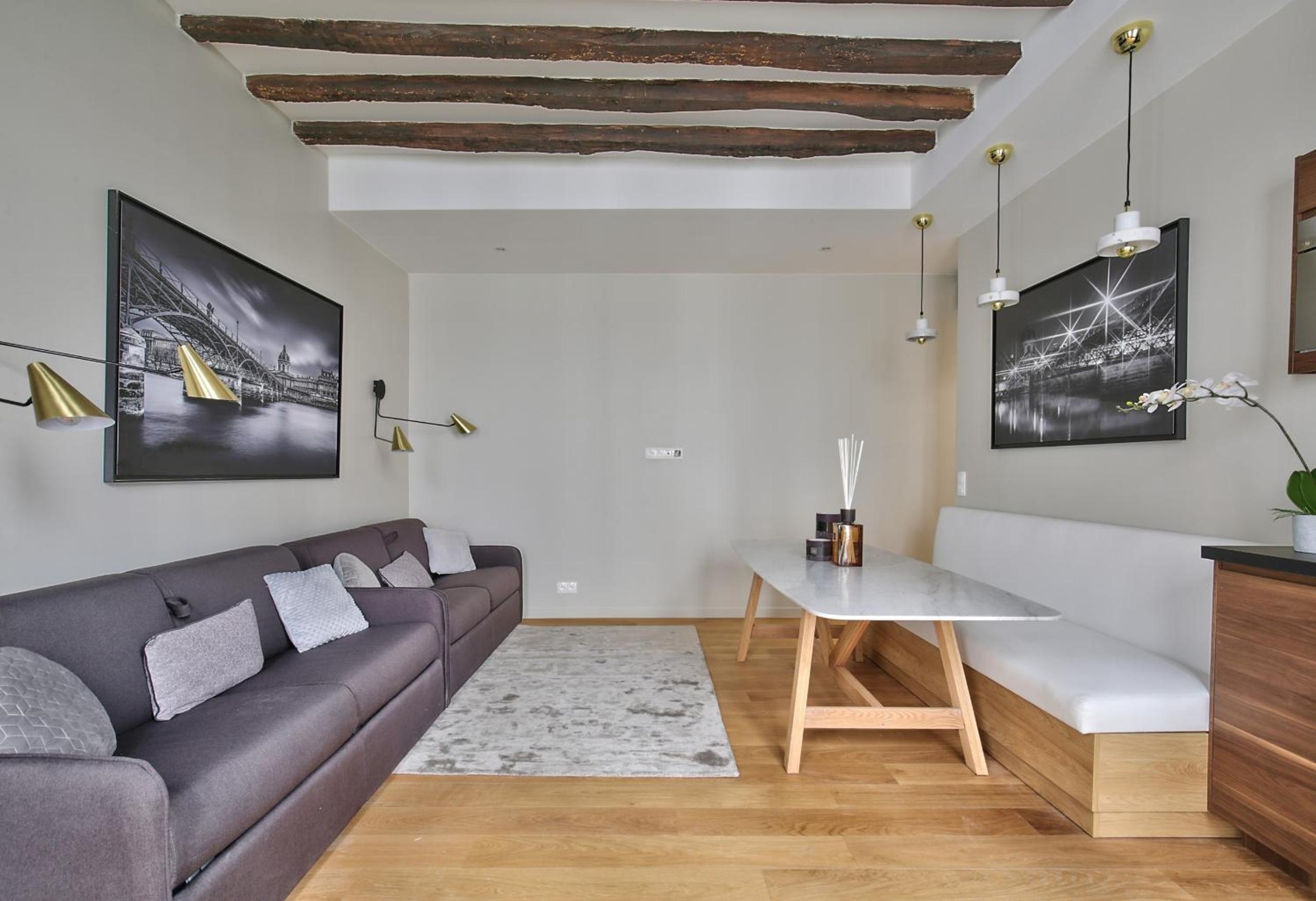 Foto de 70 - Authentic Parisian Flat