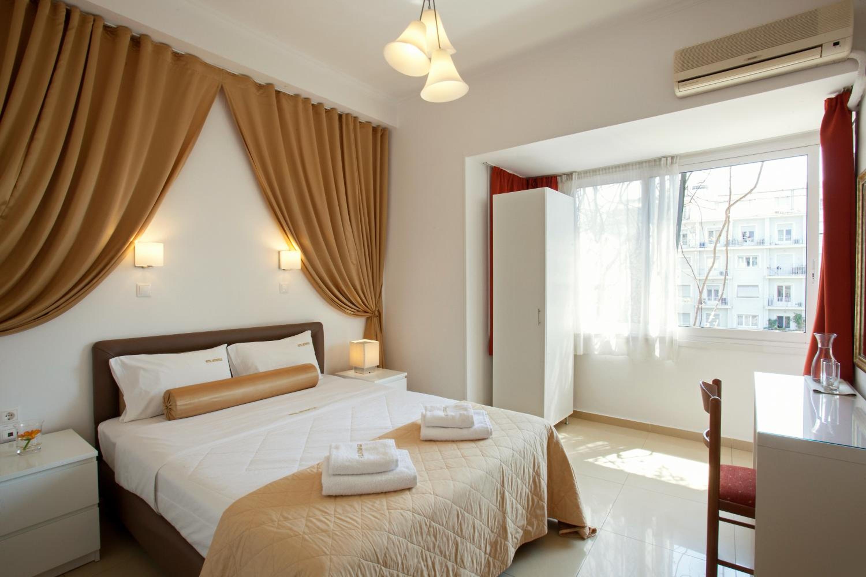 Foto de Metropolis Hotel