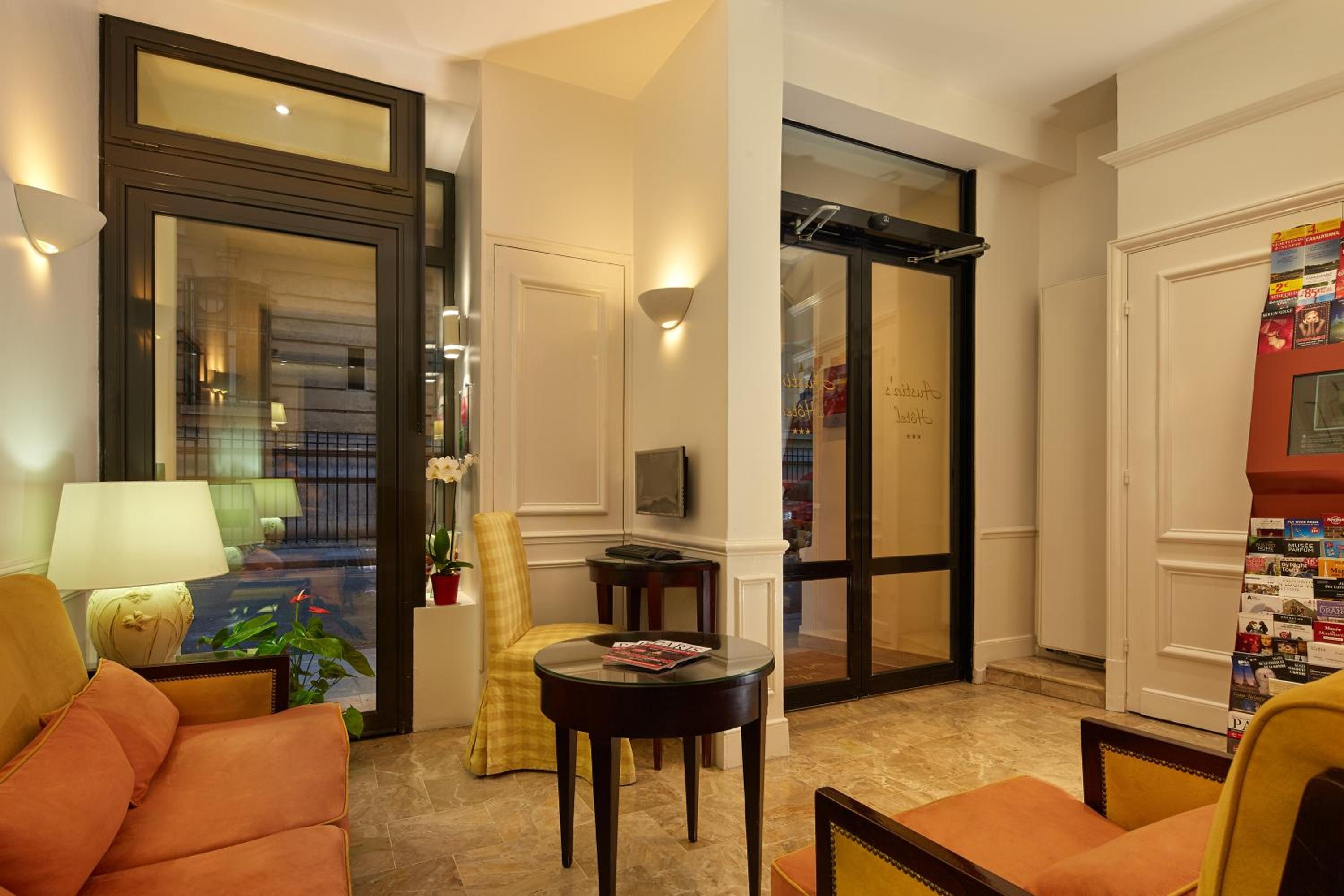 Foto de Austin's Arts Et Metiers Hotel
