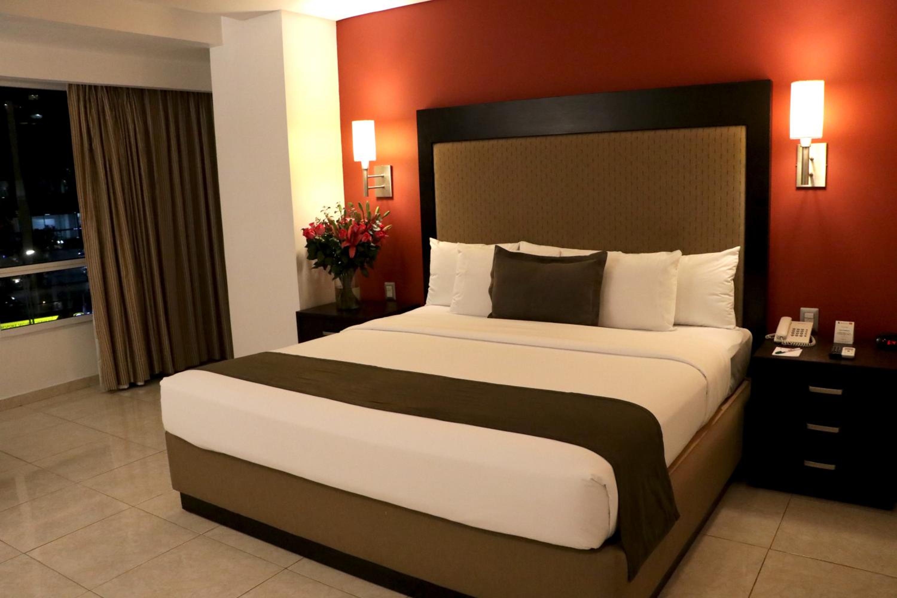 Foto de Hotel & Suites PF