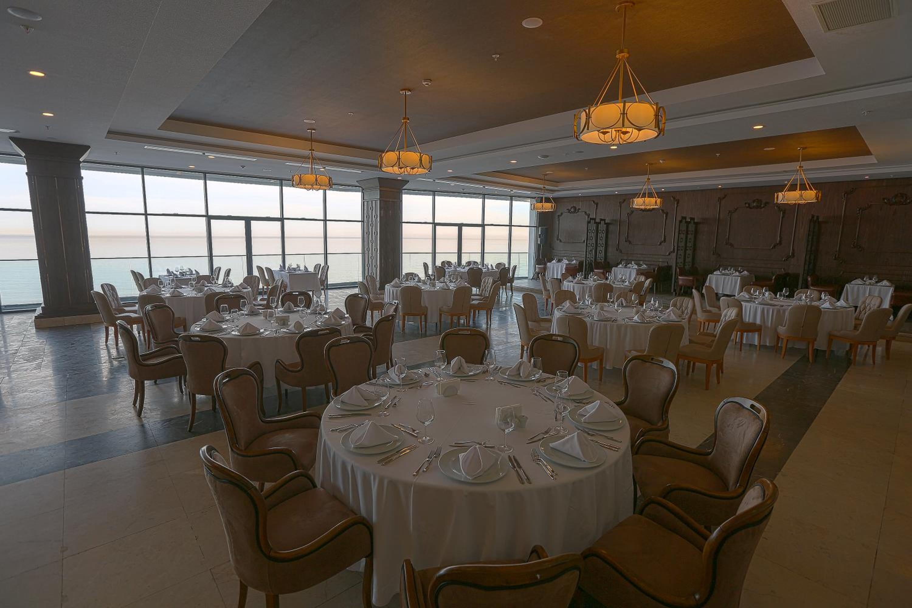 Foto de Ramada Resort by Wyndham Unye
