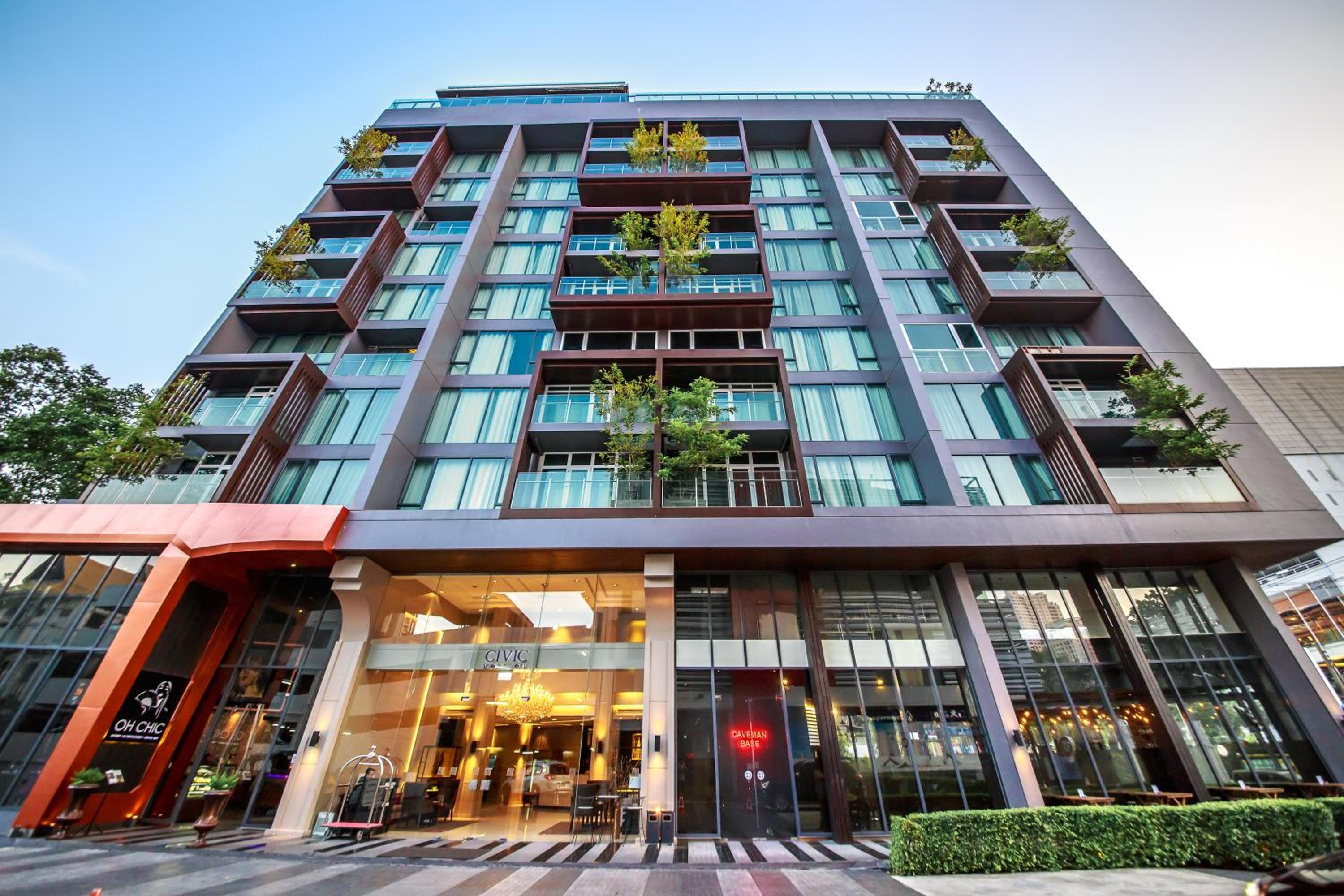 Civic Horizon Hotel & Residence