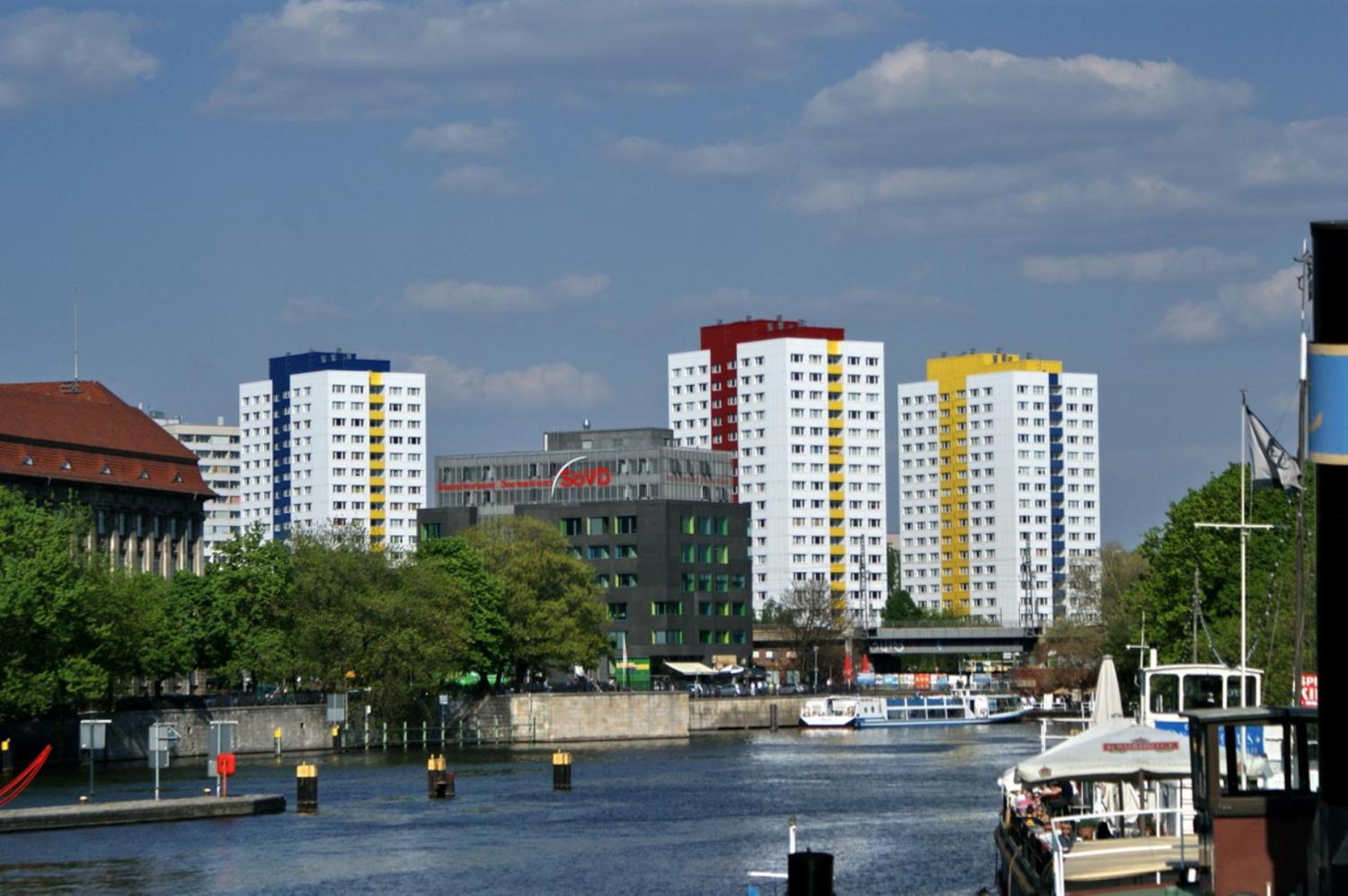 Romantic Style Apartment Berlin Alexanderplatz