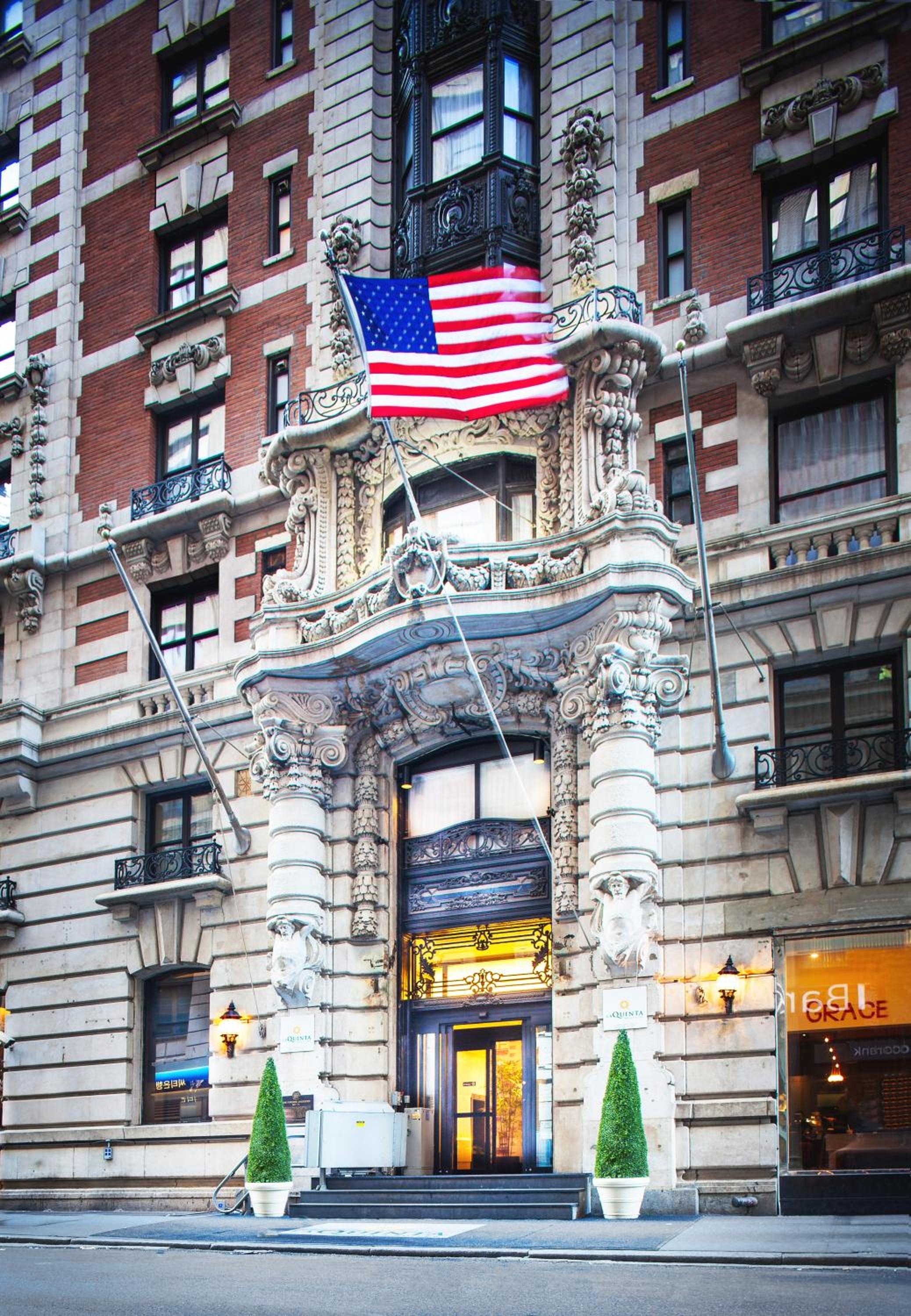 The Hotel at Fifth Avenue