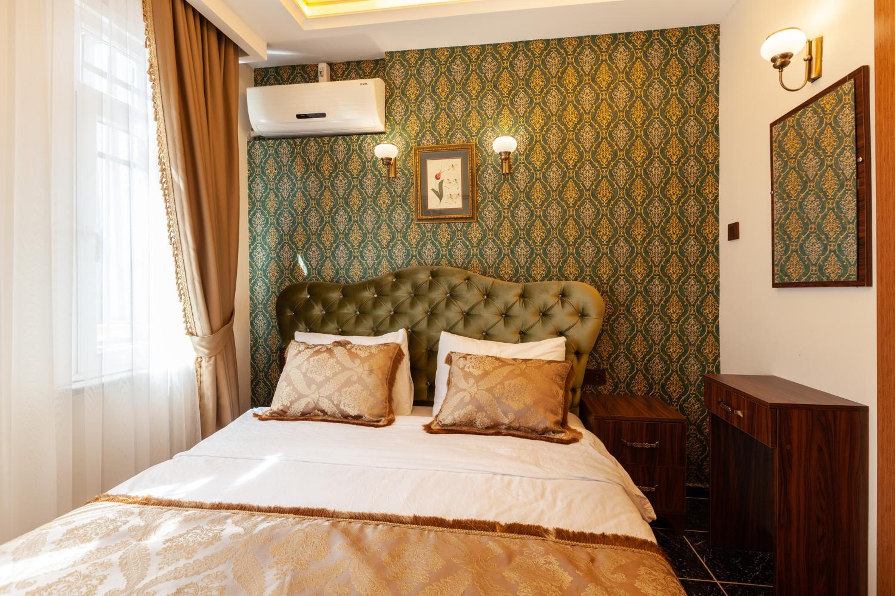 Foto de Rose Mansion by Otantik Suites