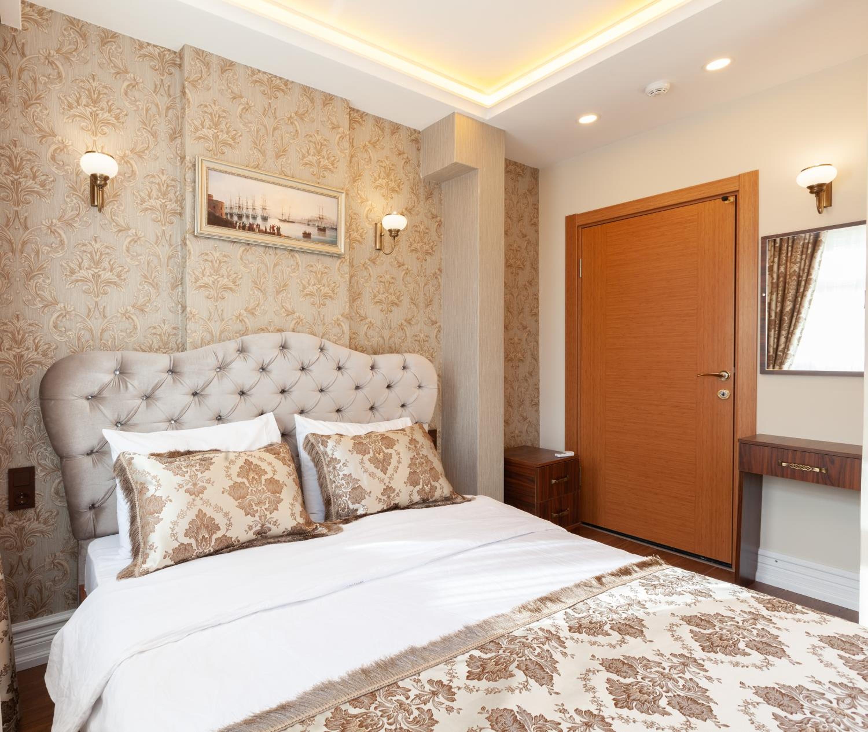Foto de Rose Mansion by Otantik Suites