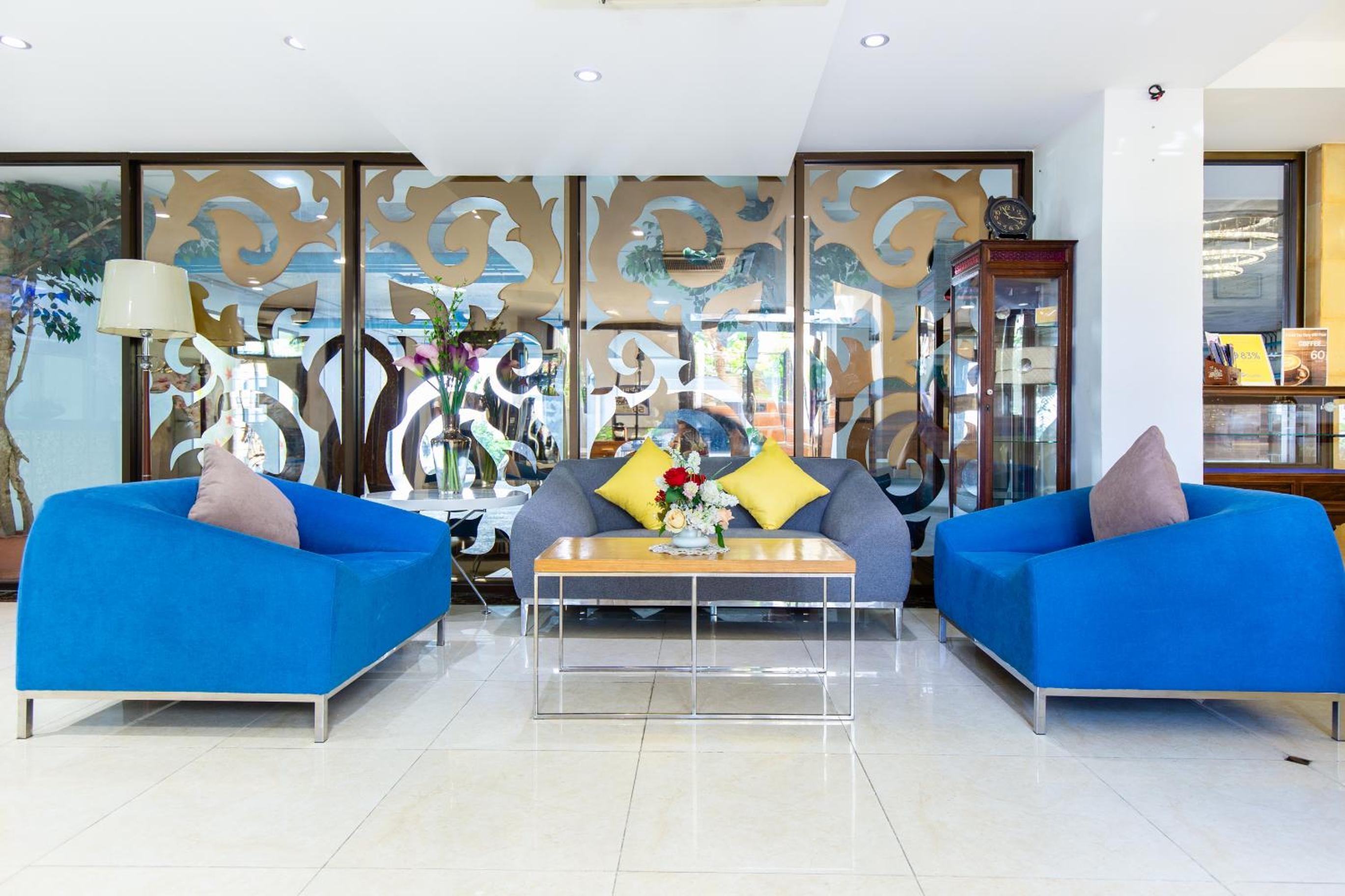 Foto de Lasalle Suites Hotel & Residence