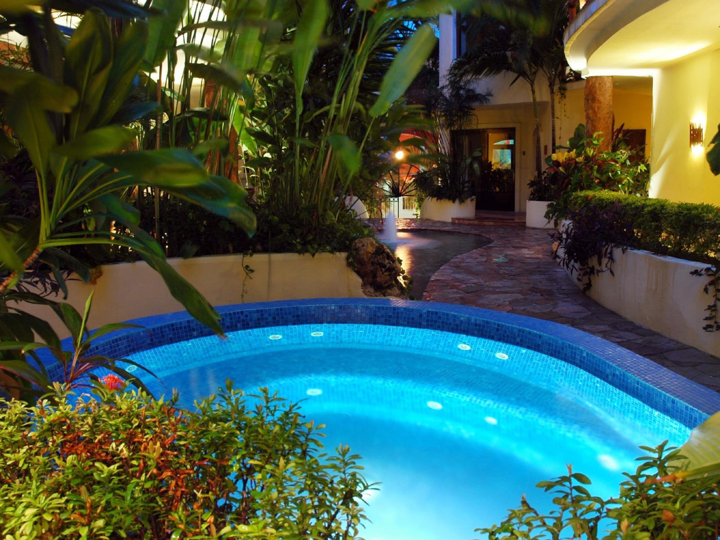 Foto de Villas Sacbe Condo Hotel and Beach Club