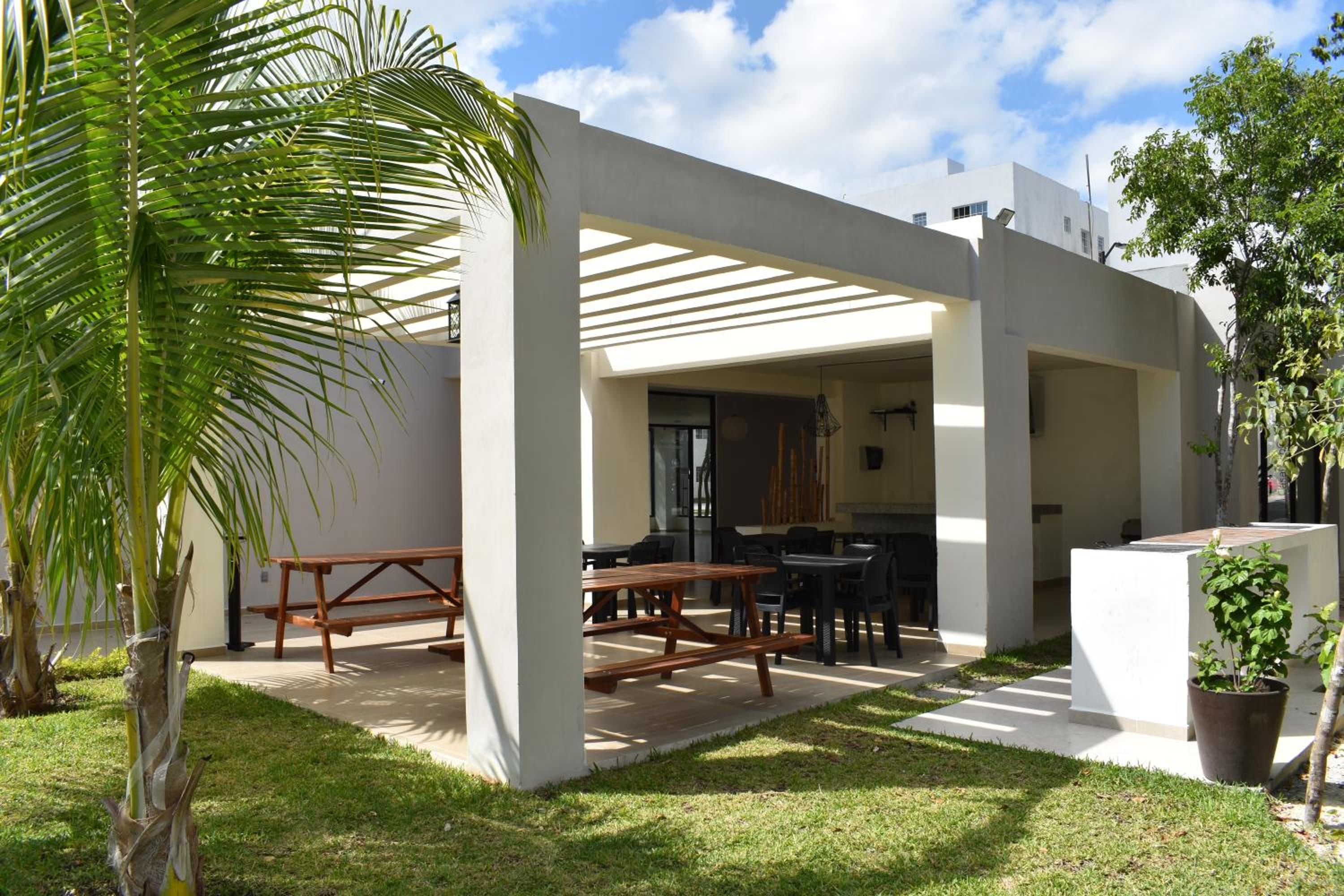 Foto de Condo Lux Xareni