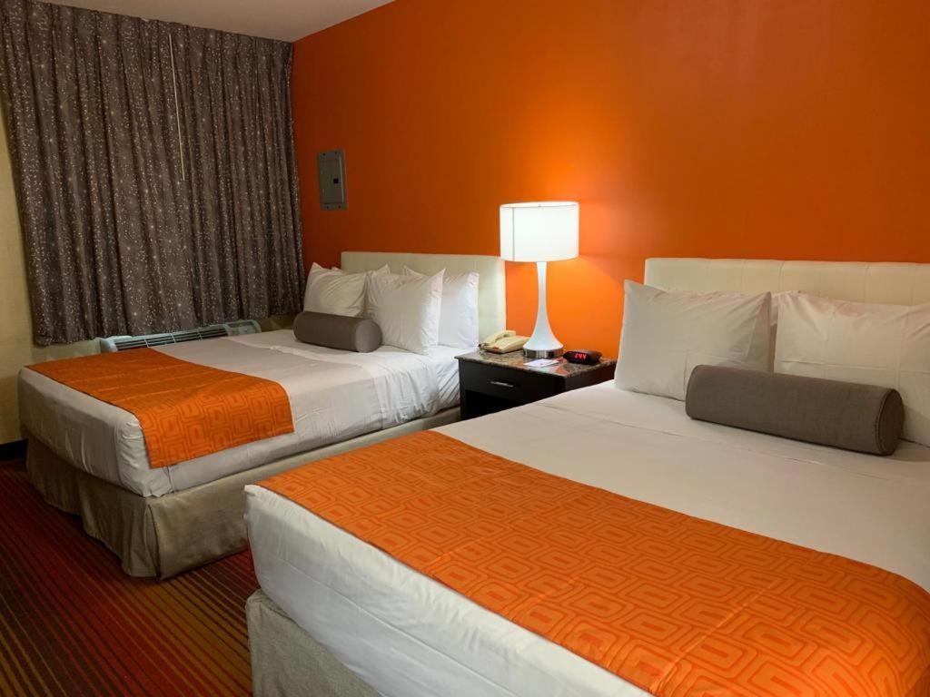 Foto de Howard Johnson by Wyndham North Bergen