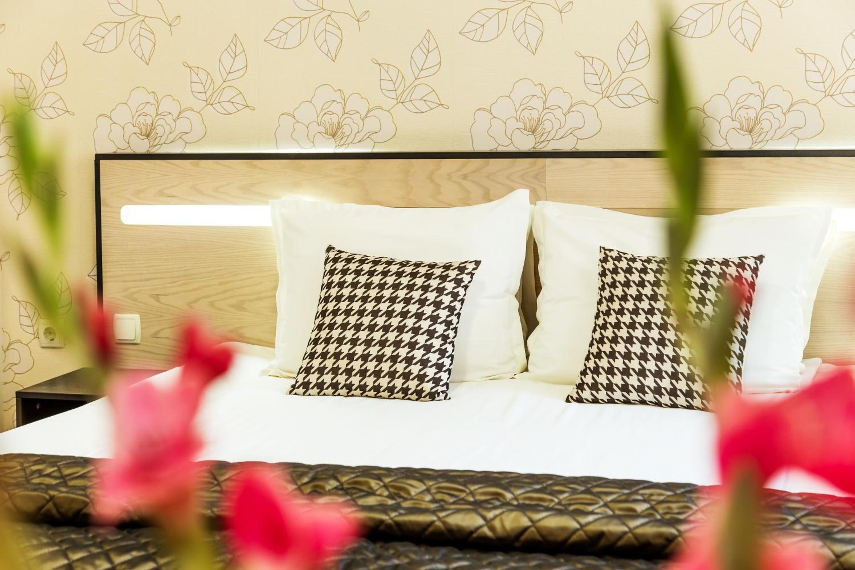 Foto de City Avenue Hotel
