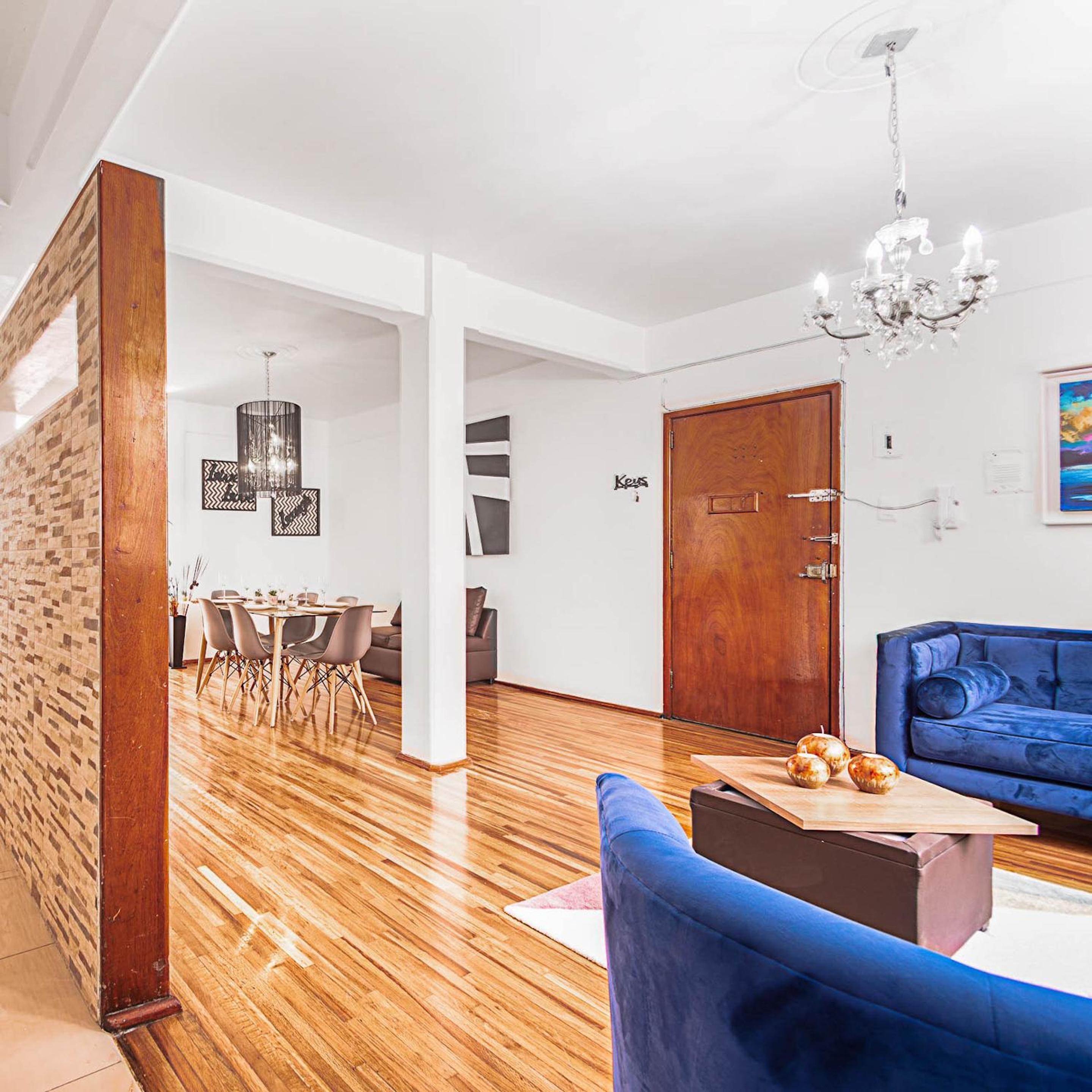 Foto de Roma Sur Apartments with Balcony - Family Friendly
