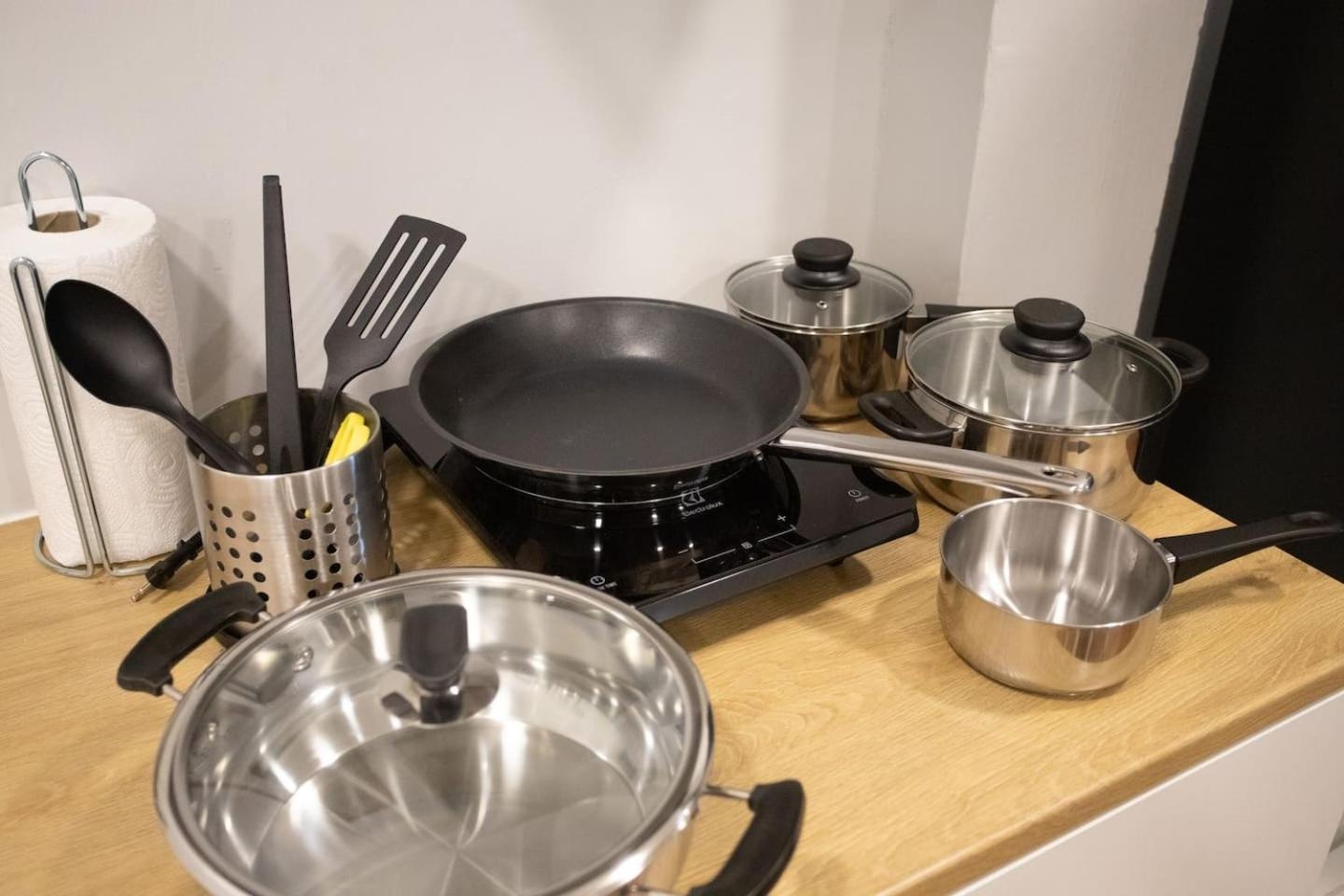 Foto de U4 Large 2 bed rooms full kitchen 200m to BTS