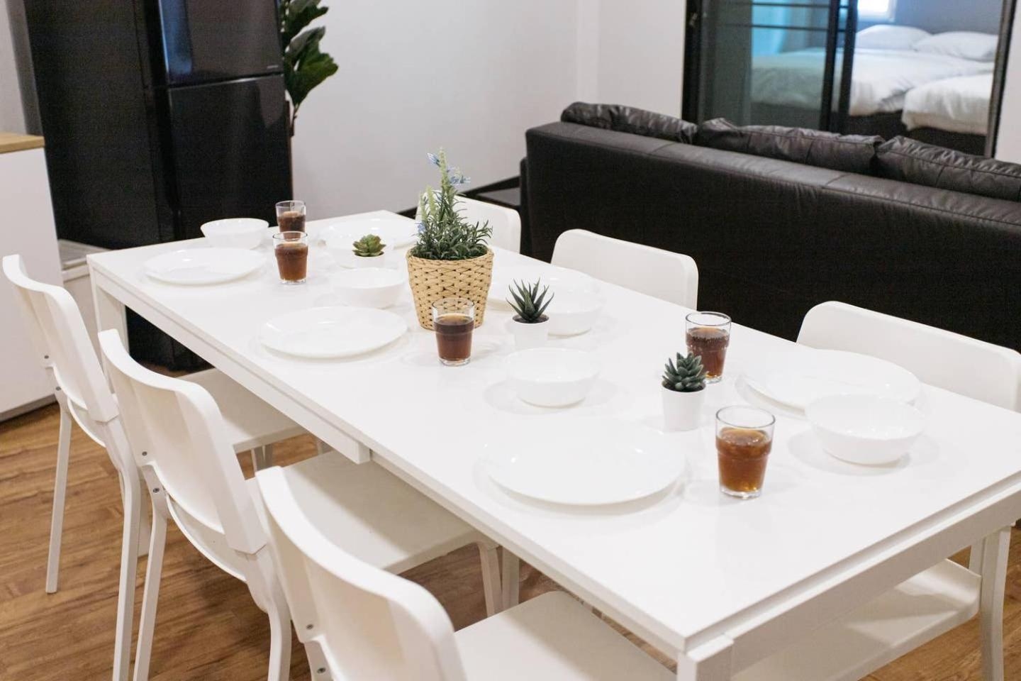 U3 Large 2 Bedroom Full kitchen near BTS Udomsuk
