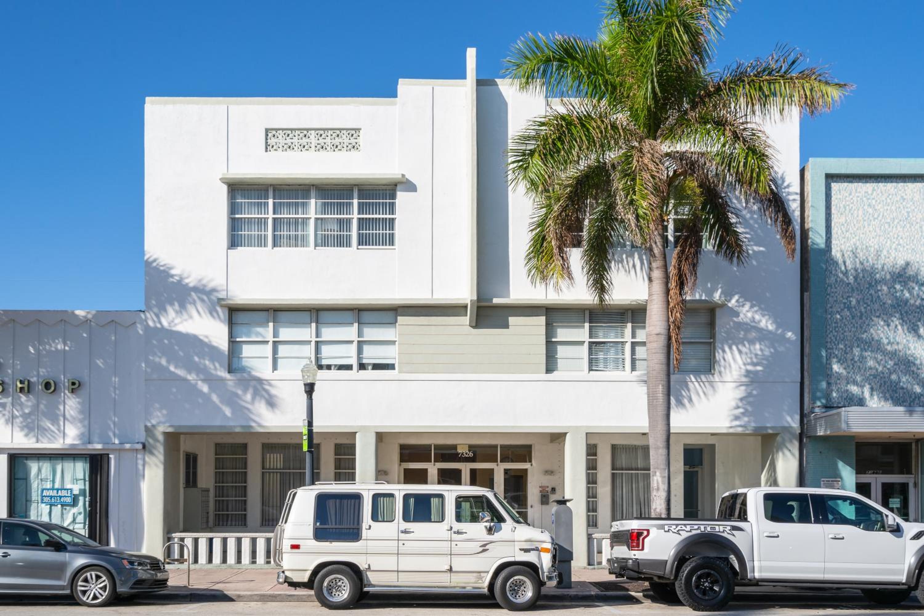 Foto de Welworth condo units Miami Beach